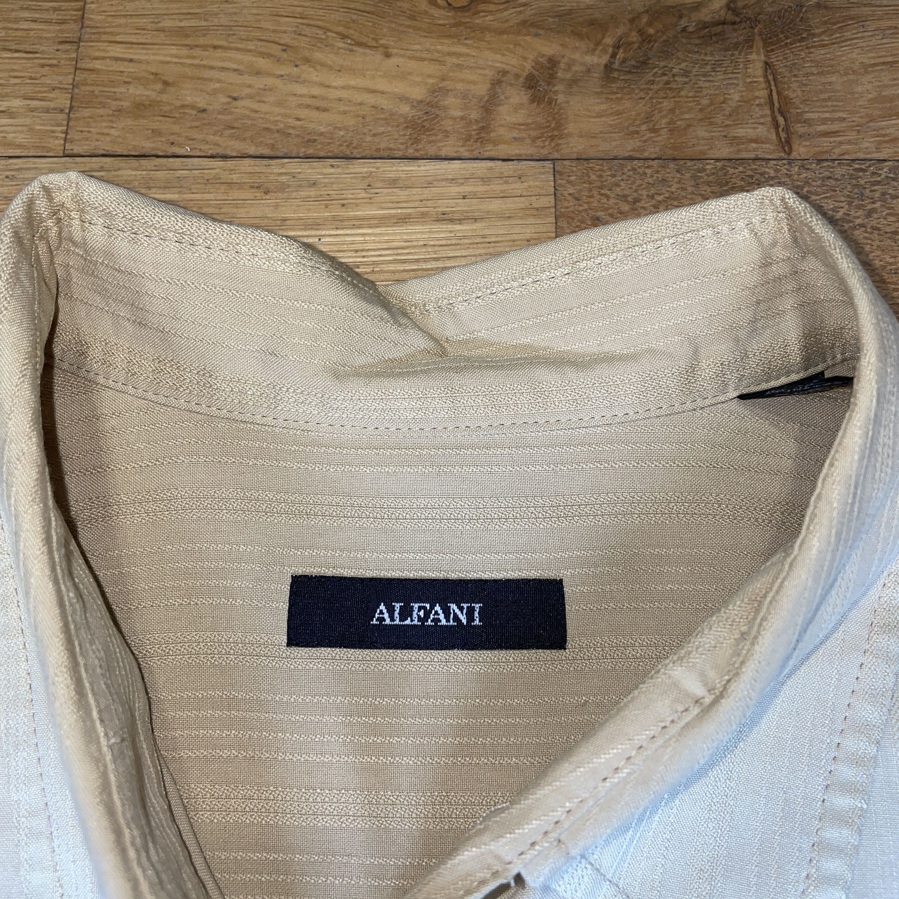 Alfani × Vintage Alfani Men's Fashion Shirt 100% Silk Short Sleeve Size M Size US M / EU 48-50 / 2 - 3 Thumbnail