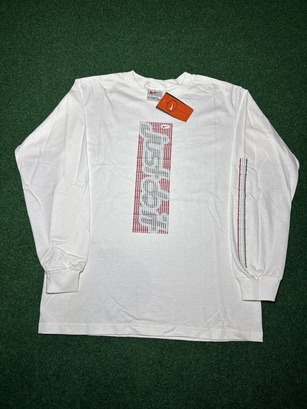 Nike Nike Long Sleeve Vintage 90s M/L 19x27 Graphic White T Shirt Size US M / EU 48-50 / 2 - 1 Thumbnail