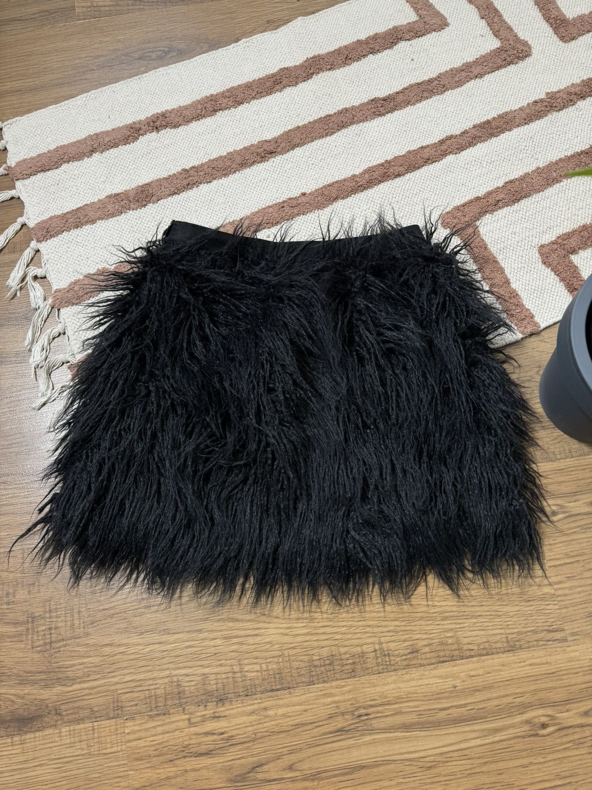 Vintage AVANT GARDE FLUFFY MOHAIR FAUX FUR MINI SKIRT Size 27" / US 4 / IT 40 - 4 Thumbnail