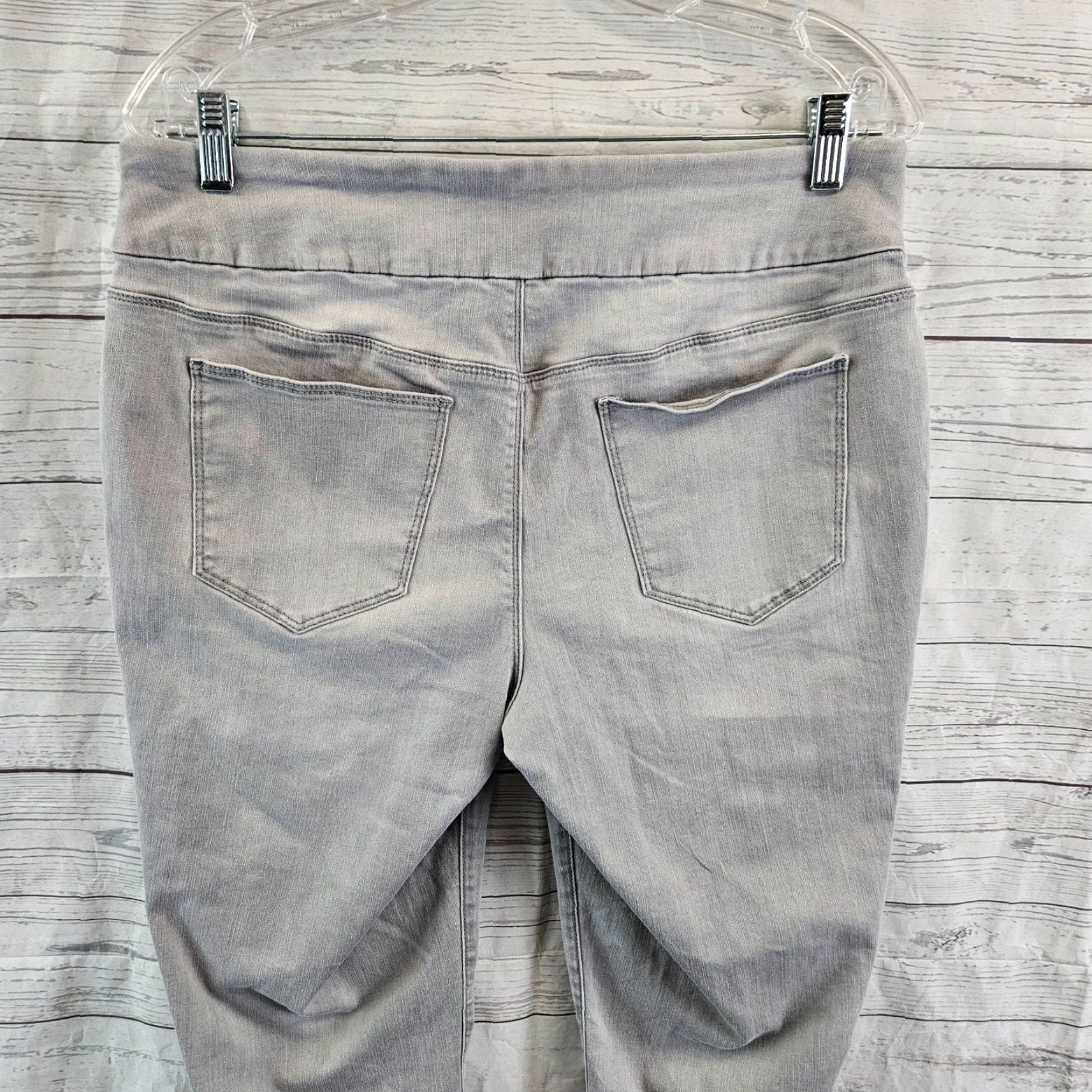 Vintage Chico's Womens Capri Jeans Slim Leg Sz 8 Gray Pull On Mid Rise Denim 17.5 Inseam Womens Size 30" / US 8 / IT 44 - 4 Thumbnail