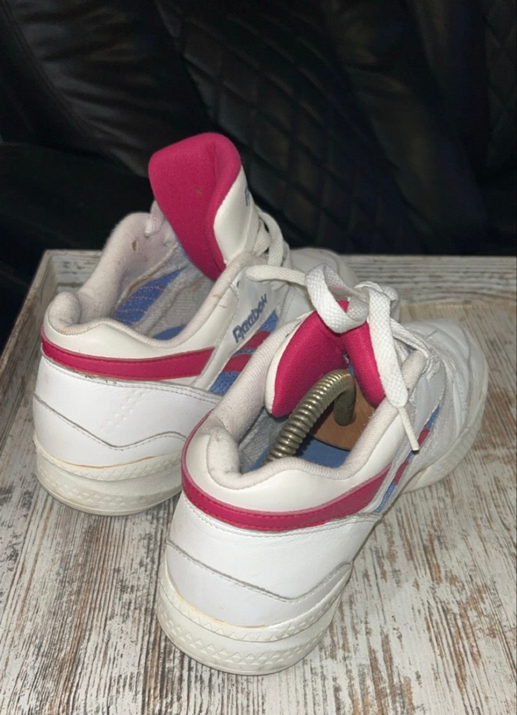 Reebok Women's vintage Reebok Athletic Shoes Size 9 White Pink Blue Size US 9 / IT 39 - 2 Thumbnail