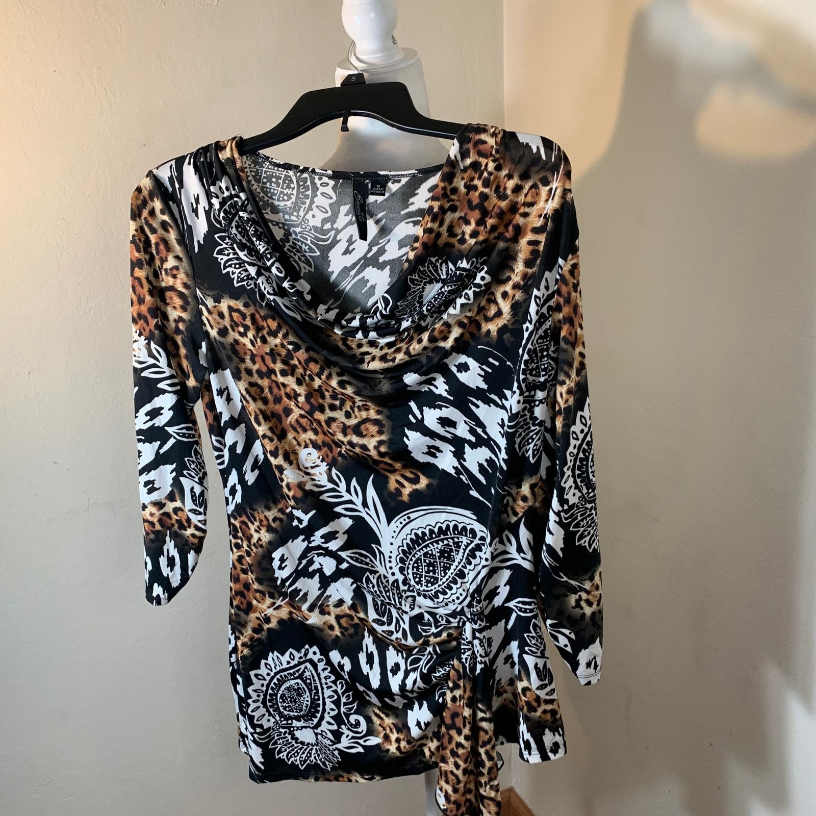 Other Milanno Blouses Womens Medium Beautiful Top Size M / US 6-8 / IT 42-44 - 6 Thumbnail