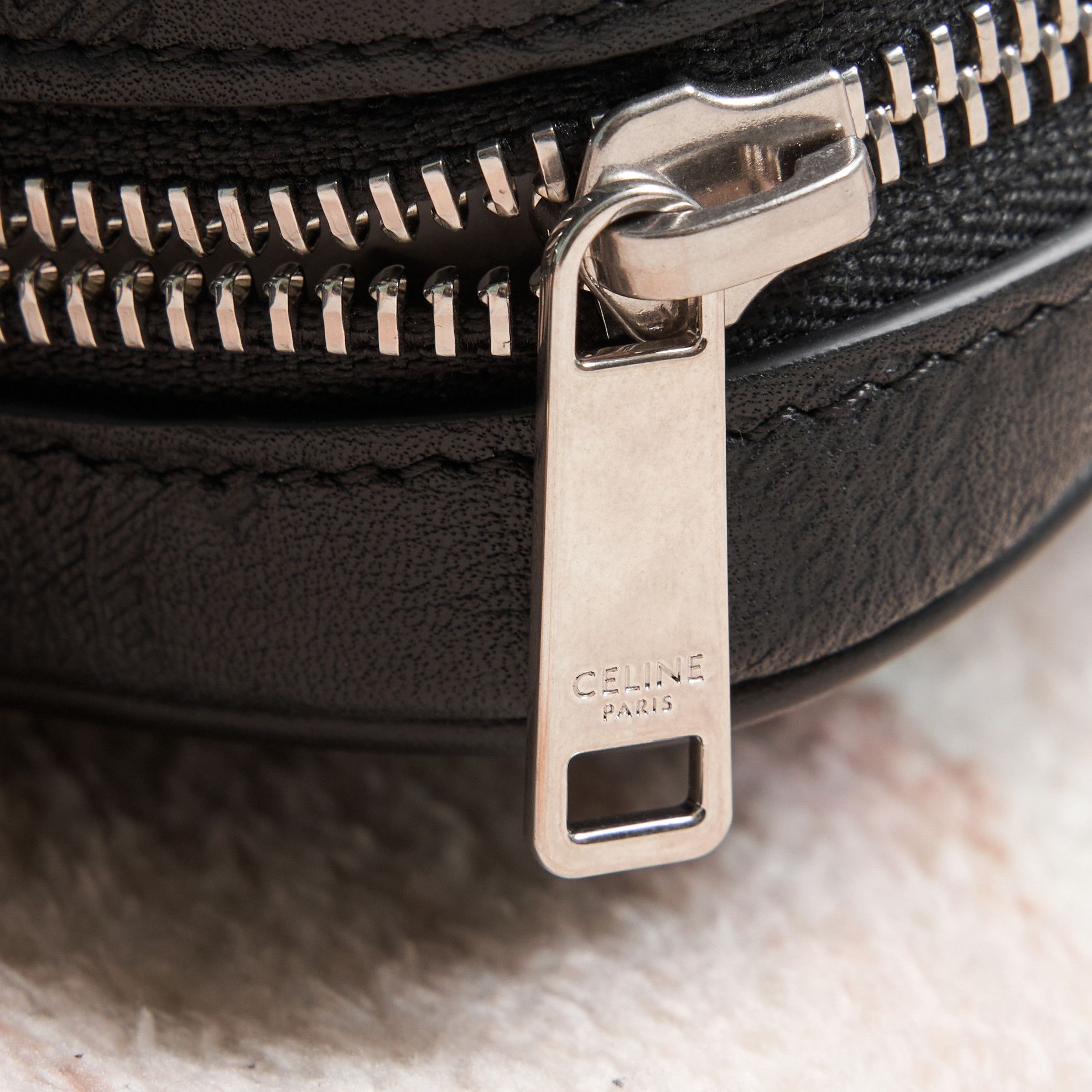 Celine CELINE Medium Messenger In Calfskin With Triomphe Embossed Size ONE SIZE - 6 Thumbnail