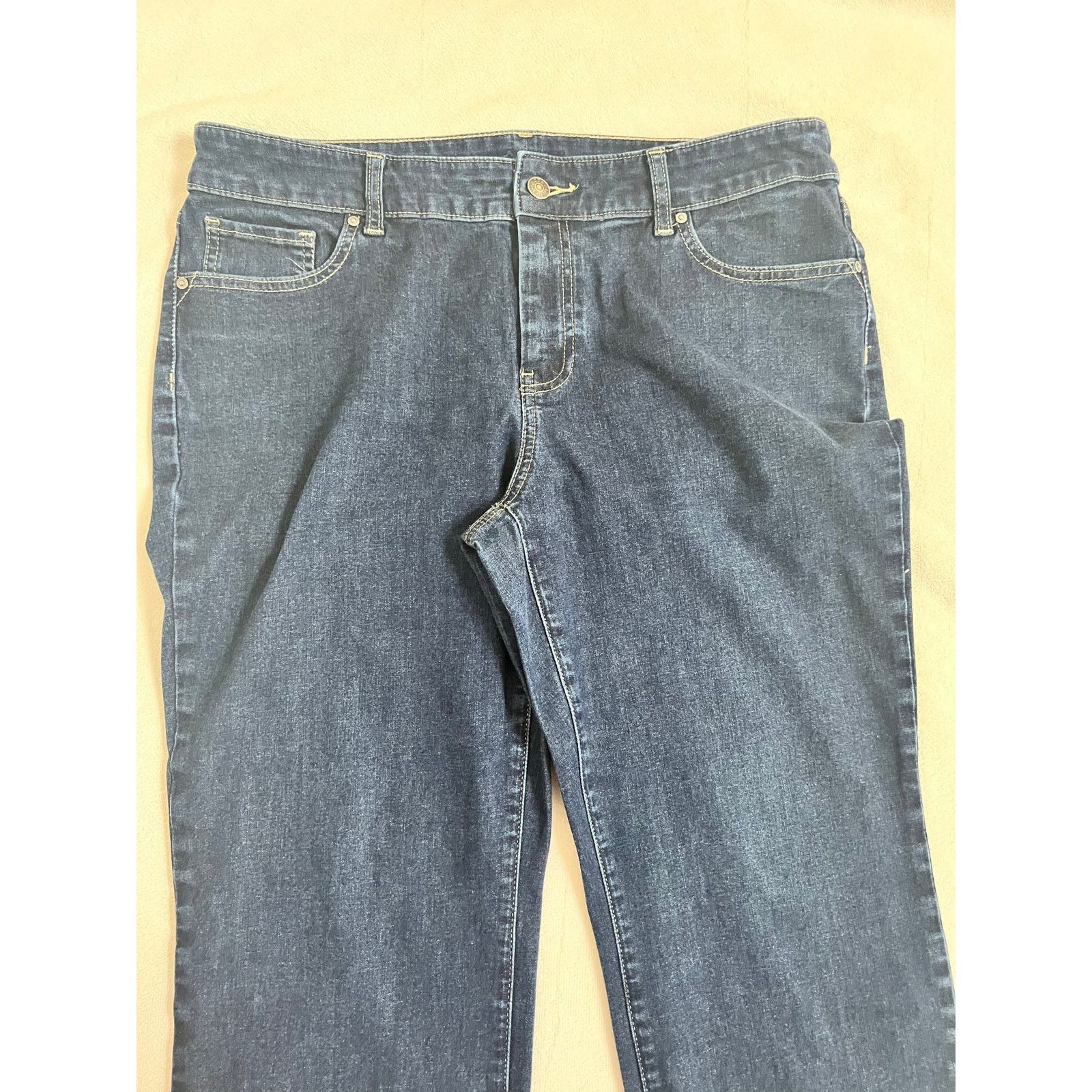 Chicos Chico’s Straight Leg Mid-Rise Jeans 2 Short (US Size 12) Size 34" / US 12 / IT 48 - 3 Thumbnail