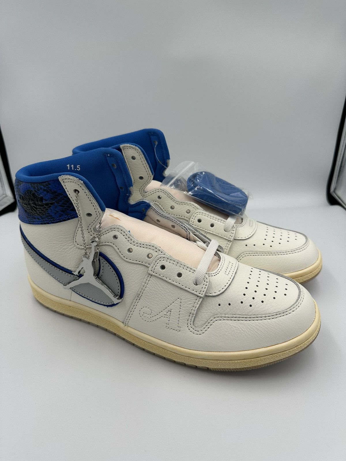 Awake NY × Jordan Brand Jordan 1x Awake Size US 11.5 / EU 44-45 - 8 Thumbnail
