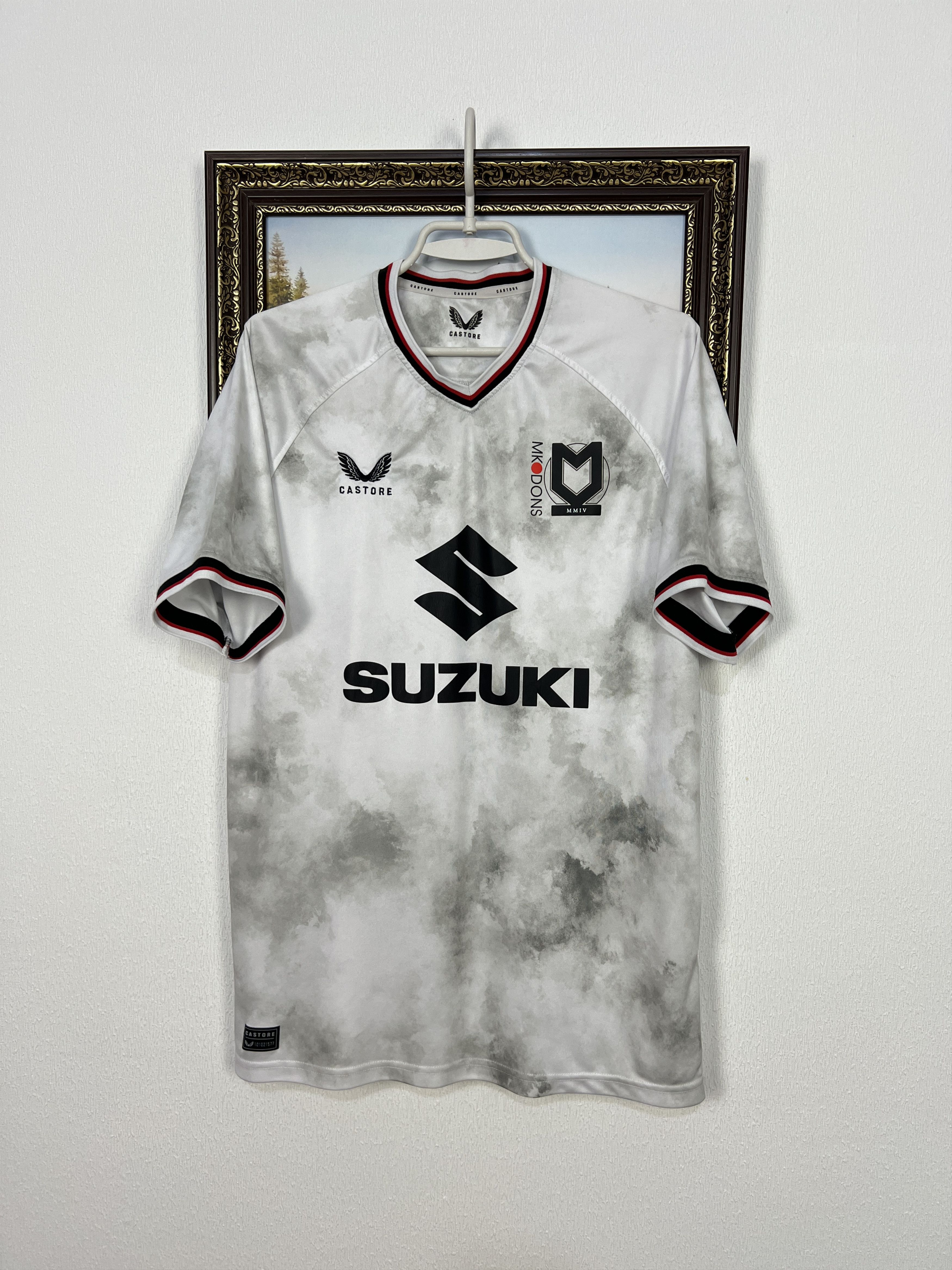 Castore MK Dons Castore 2022 Home Football Shirt Soccer Jersey Mens Size US L / EU 52-54 / 3 - 1 Thumbnail