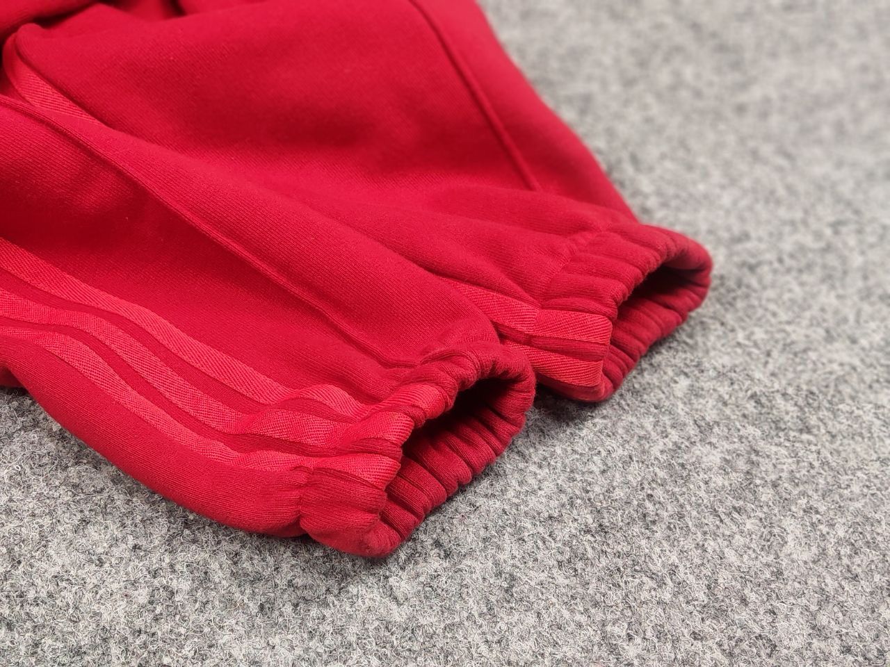 Adidas Adidas x Ivy Park Design Sweat Pants Unisex Power Red Jogger Size US 32 / EU 48 - 12 Thumbnail