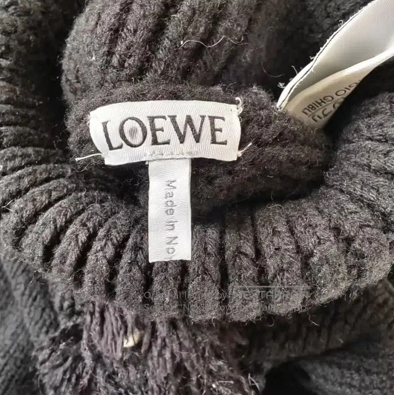 Loewe Loewe Black Wool Knit Sweater for Women . Size XS / US 0-2 / IT 36-38 - 3 Thumbnail