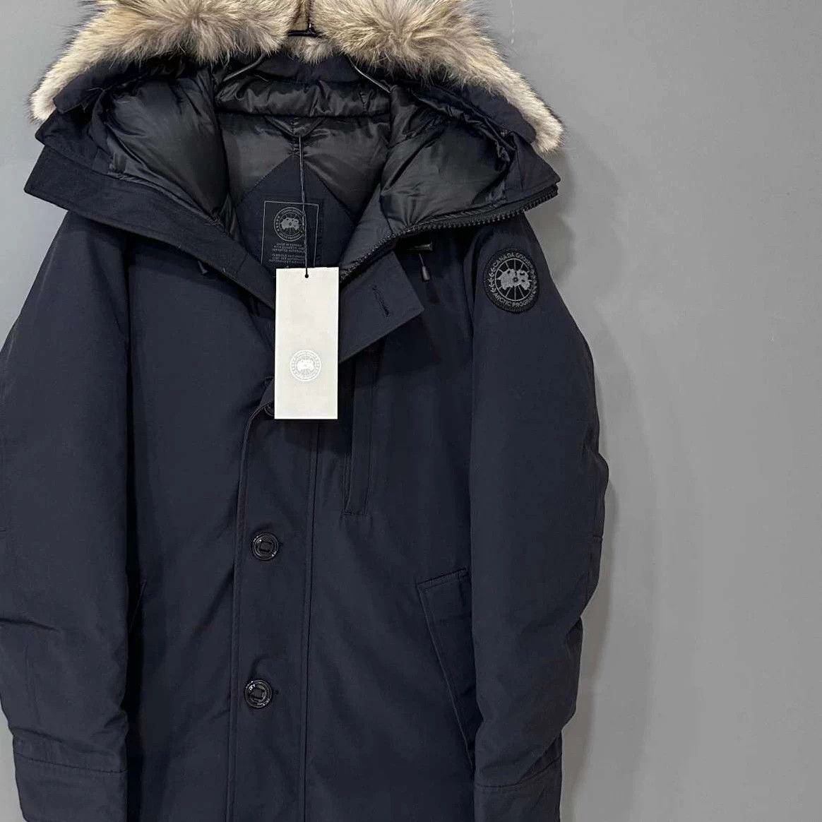 Canada Goose Canada Goose Chateau mid puffer coat M new with tags Size M / US 6-8 / IT 42-44 - 2 Thumbnail