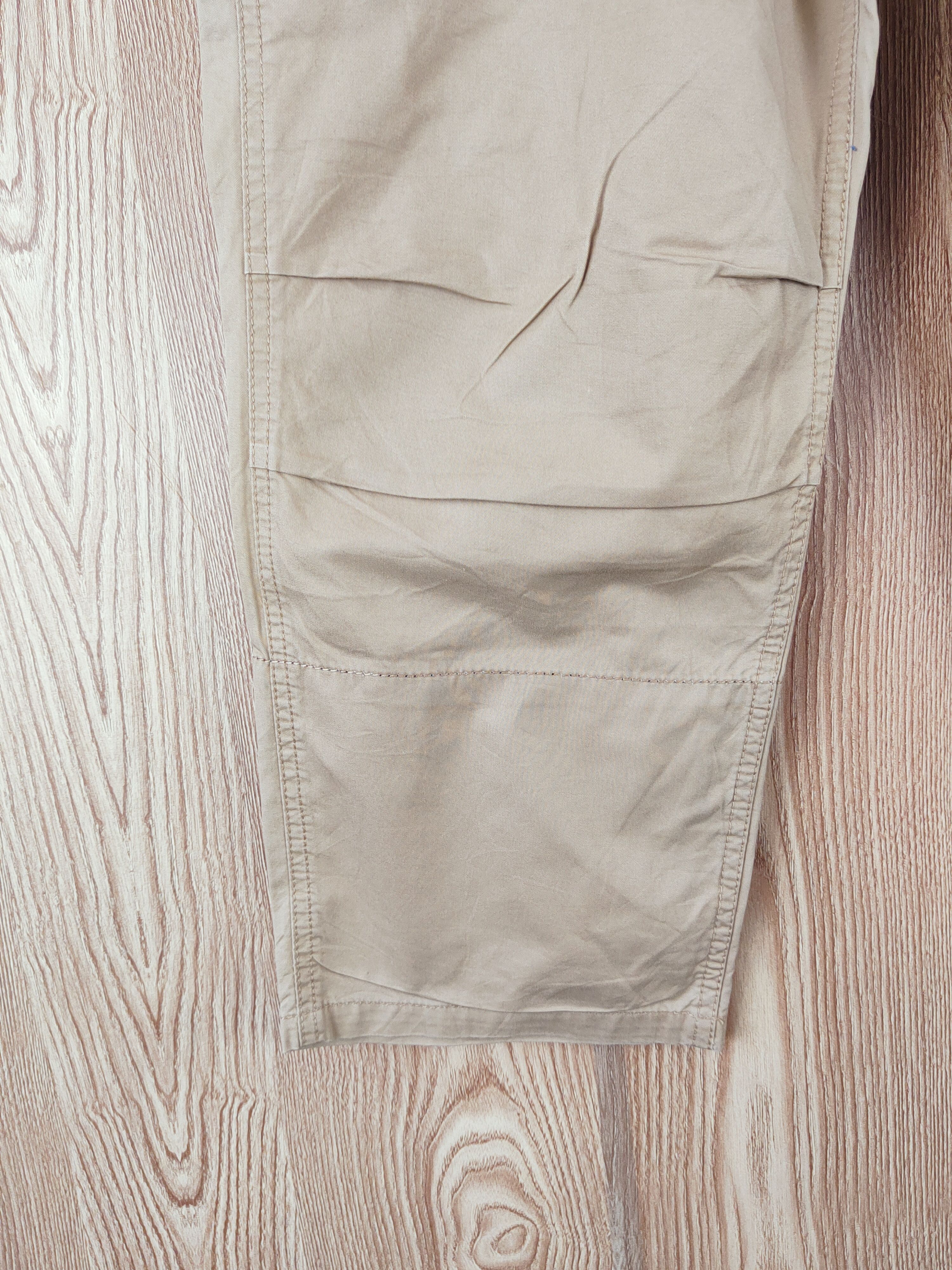 Japanese Brand Japanese Brand Beige Multipocket Tactical Cargo Pants #W911 Size US 33 - 5 Thumbnail