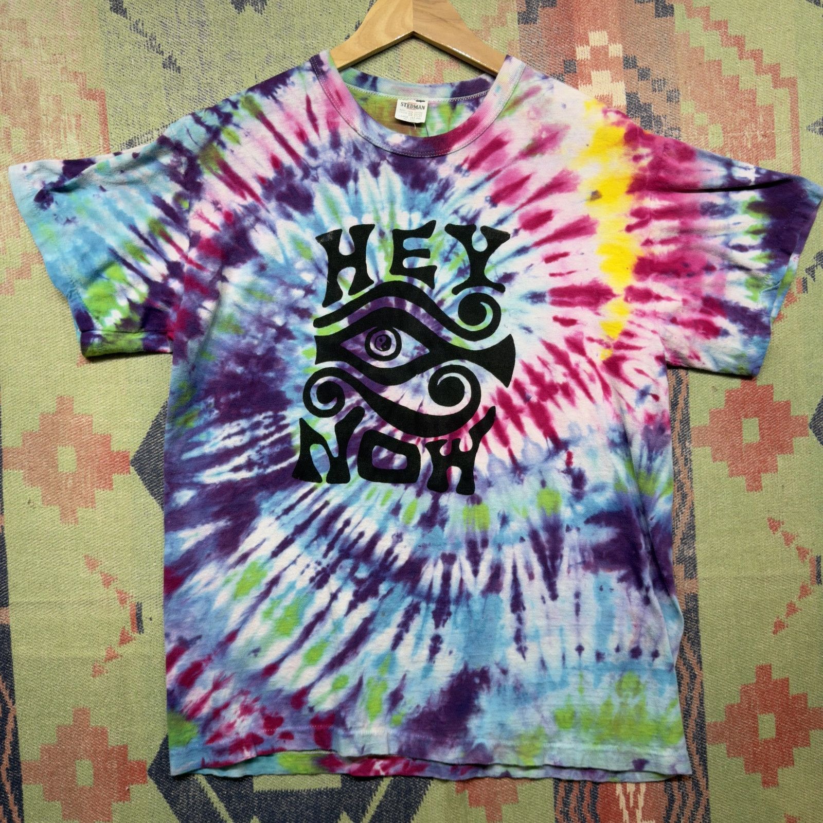 トップス Vintage 1977 Ed Donohue Graphic T-Shirt Vintage 1977 Ed Donohue Graphic T-Shirt