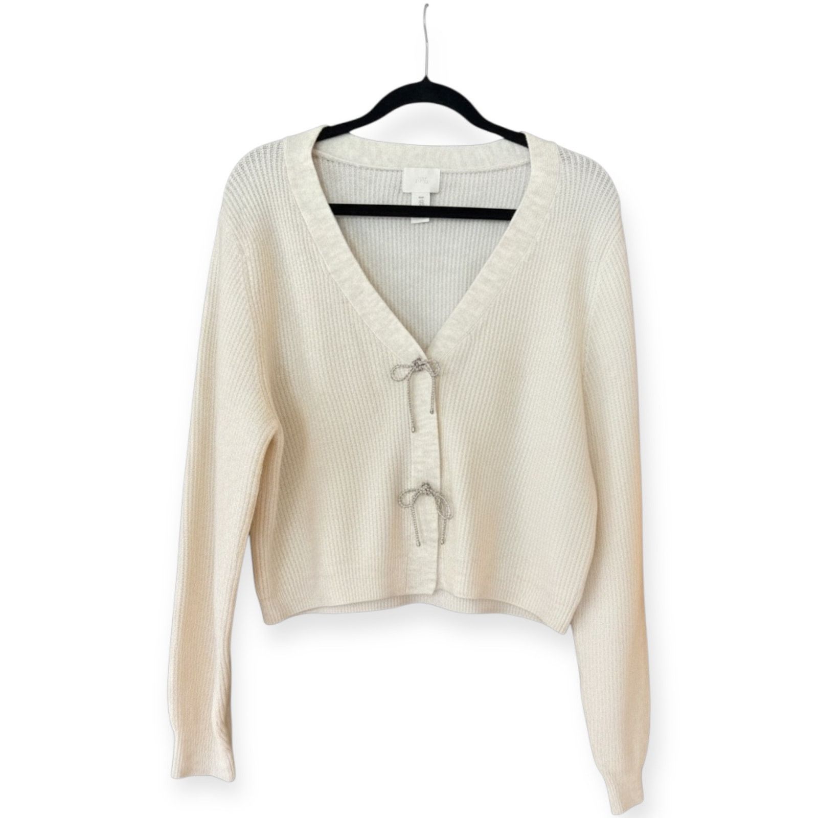 H&M H&M White Rhinestone Bow V-Neck Cardigan Sweater Size L Size L / US 10 / IT 46 - 4 Thumbnail