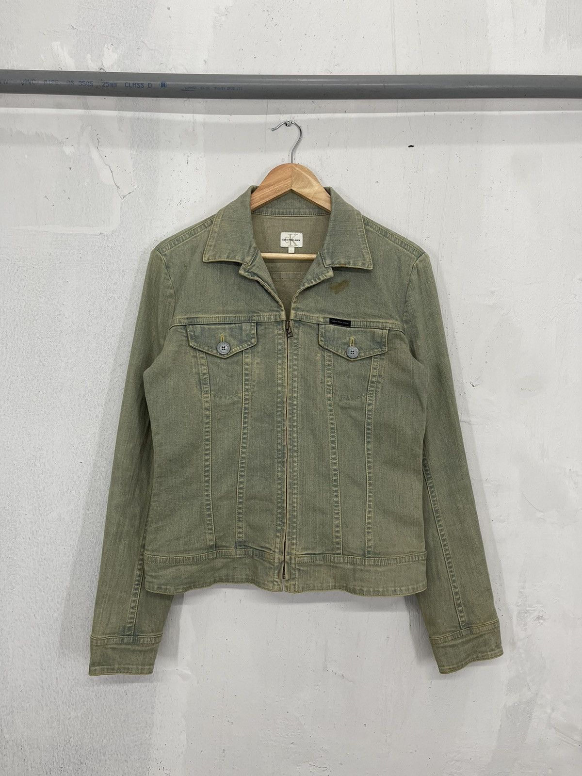 Calvin Klein Vintage 00's Calvin Klein Mudwash Zip Front Jackets Denim Size US L / EU 52-54 / 3 - 1 Thumbnail