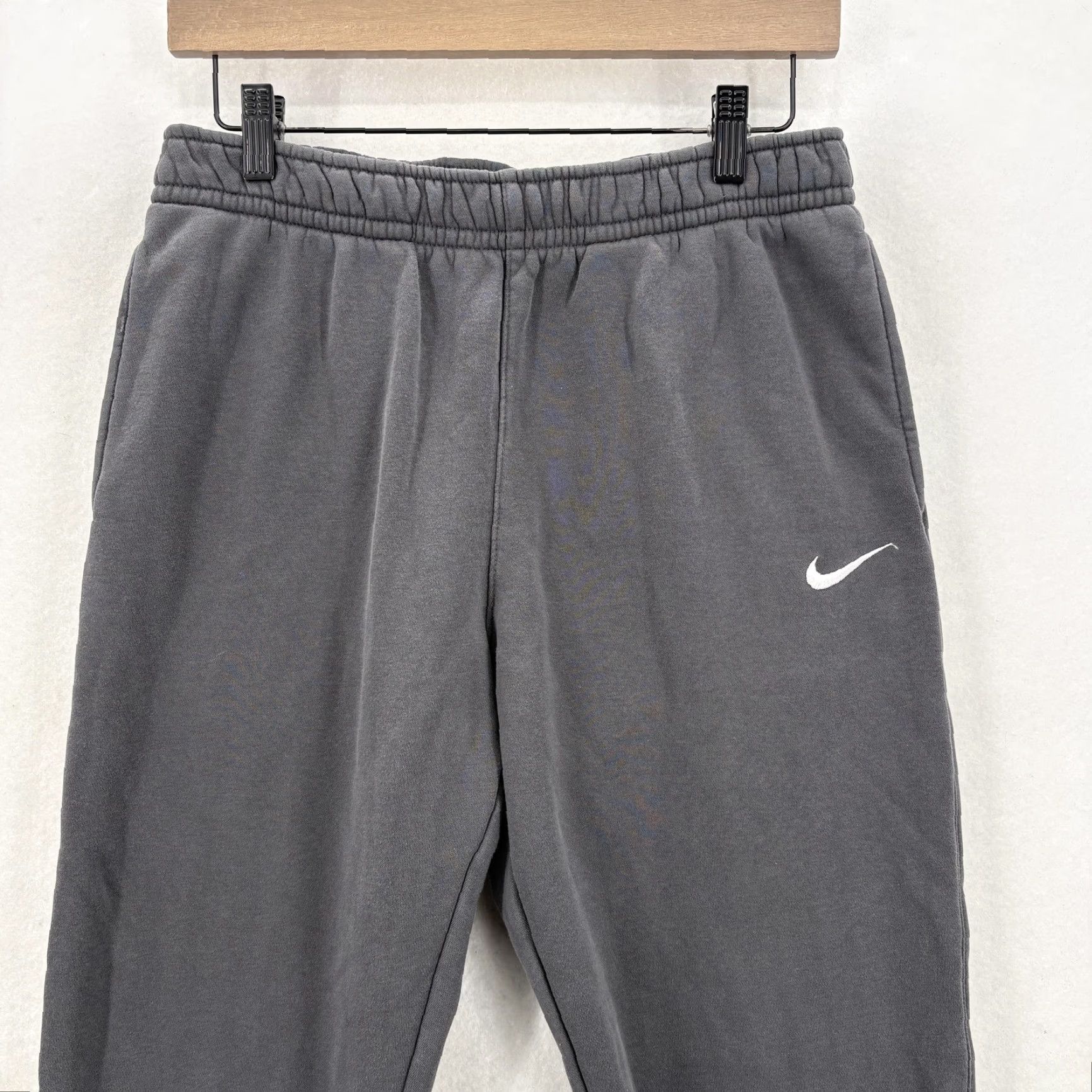 Nike Nike Pants Mens Medium Gray Fleece Joggers Sweatpants Athletic Gym Warm Up Size US 31 - 2 Thumbnail