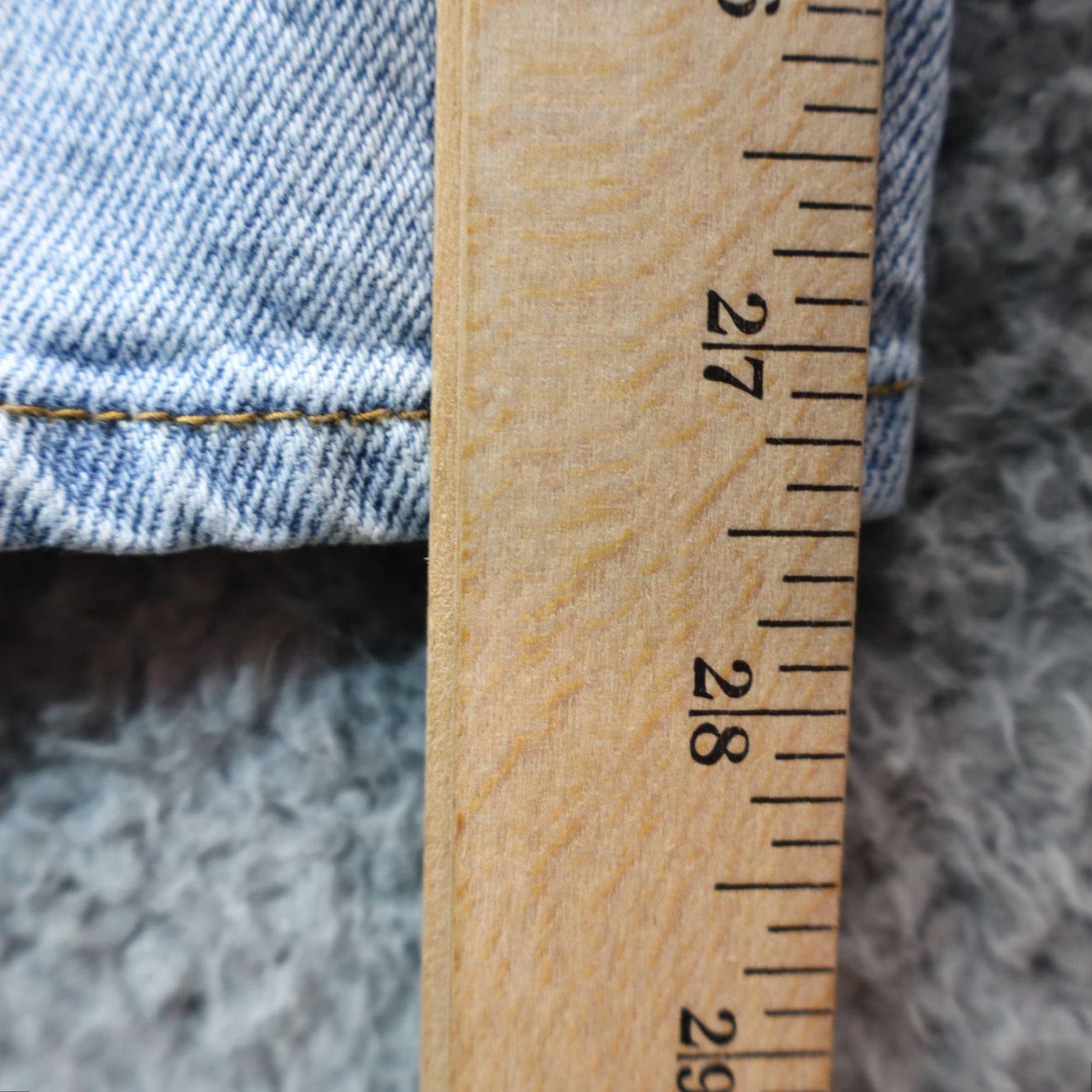 Vintage Song Timeless Jeans Women’s Size 11/30 Light Wash Destroyed Size 32" / US 10 / IT 46 - 2 Thumbnail