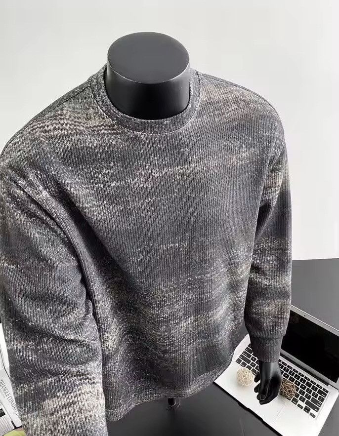 Japanese Brand Contrast Color Round Neck Loose Sweatshirt Size US XXL / EU 58 / 5 - 3 Thumbnail