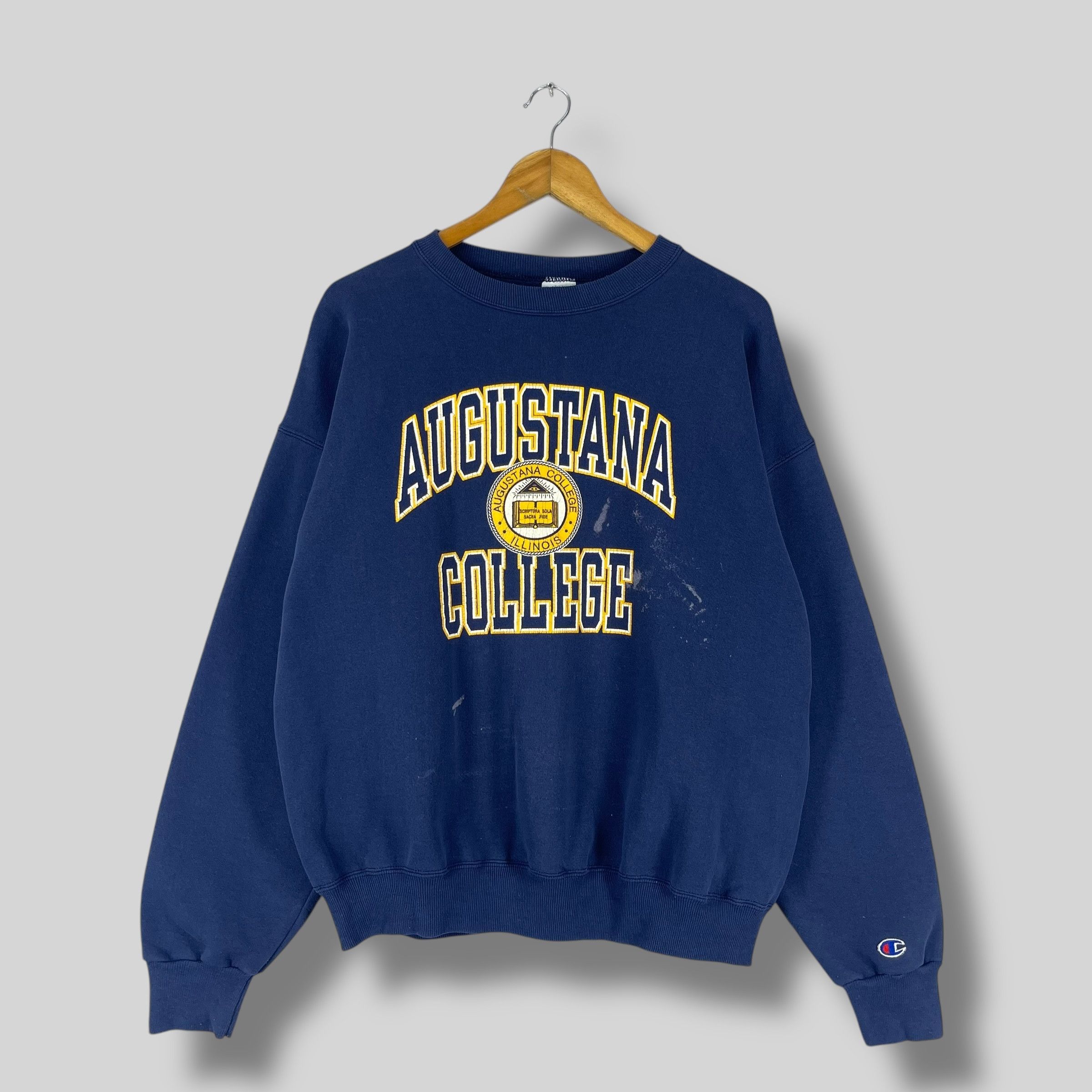 Champion Vintage 90s CHAMPION Augustana College Distressed Sweatshirt Size US L / EU 52-54 / 3 - 1 Thumbnail