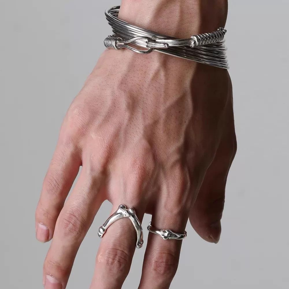 Takahiromiyashita The Soloist. The Soloist V-Bone Sterling Silver Ring US9.5 Size ONE SIZE - 8 Thumbnail