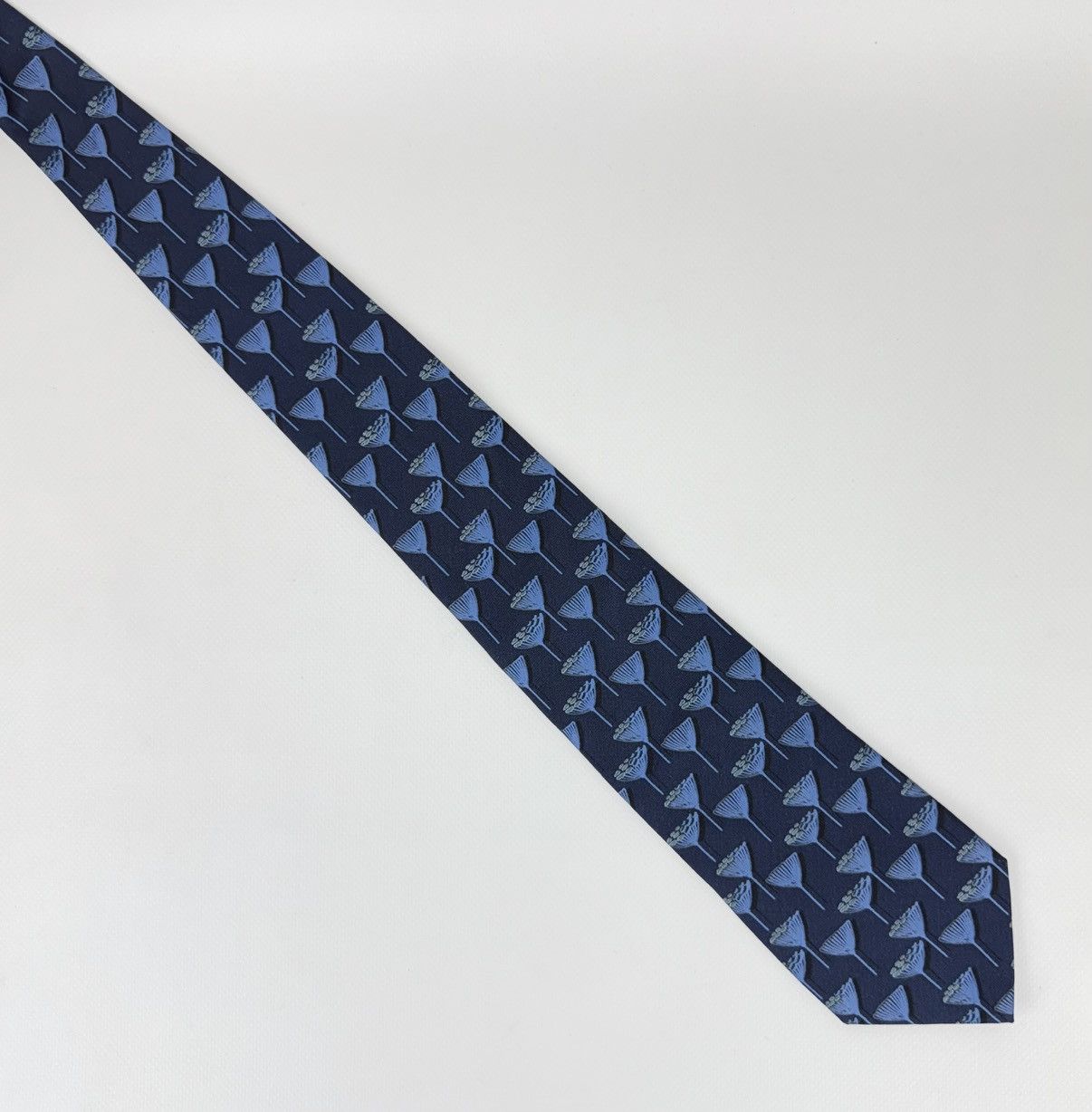 Yves Saint Laurent Yves Saint Laurent 100% silk Tie Blue Necktie Men Top YSL Size ONE SIZE - 6 Thumbnail