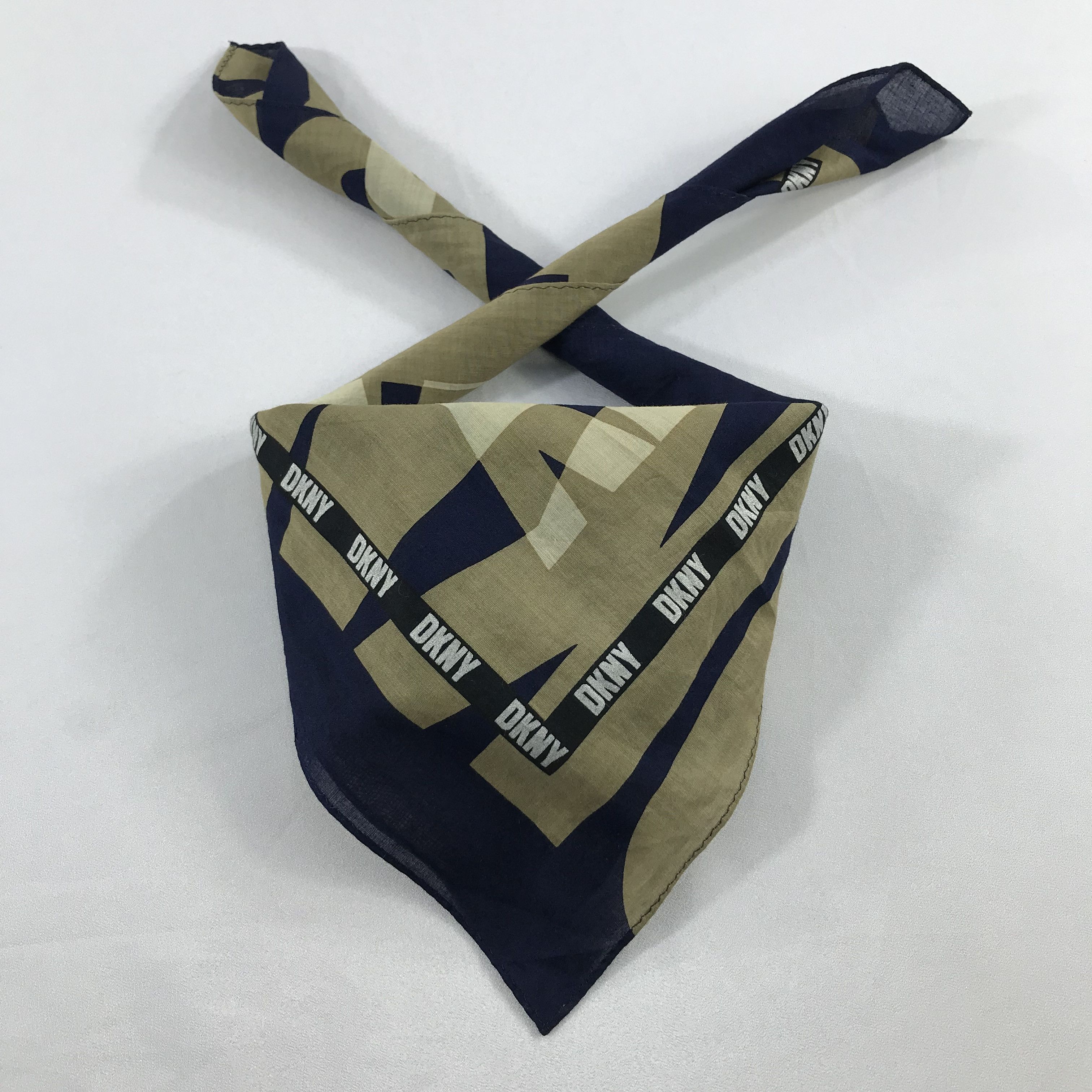 DKNY × Vintage DKNY Bandana / Handkerchief / Neckerchief - S2269 Size ONE SIZE - 3 Thumbnail