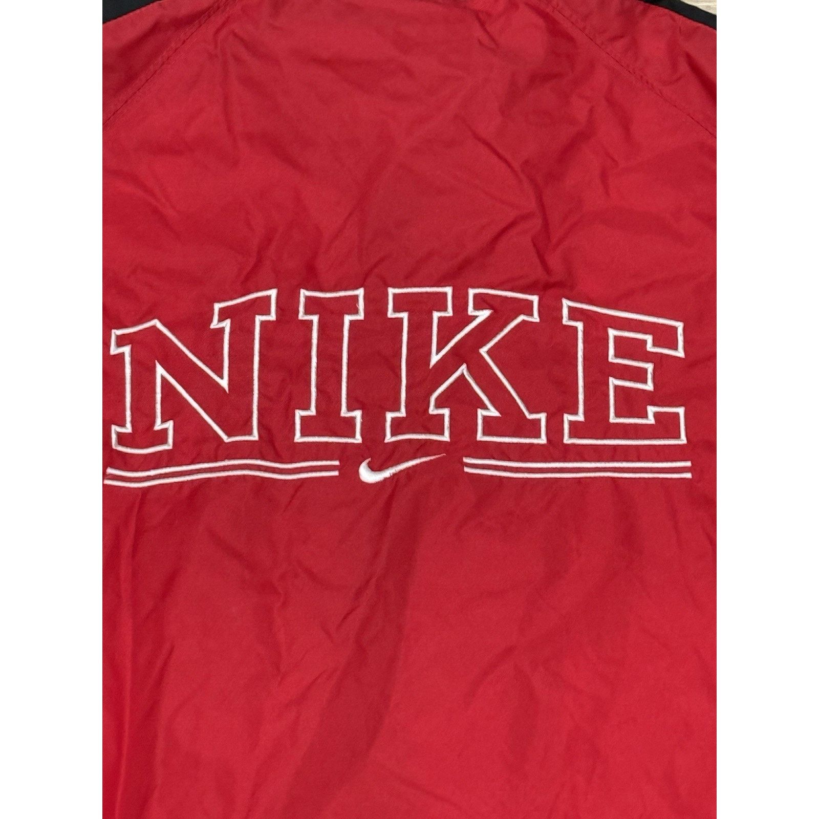 Nike Nike Vintage Mesh Lined Windbreaker Y2K Embroidered Spellout Size US L / EU 52-54 / 3 - 5 Thumbnail