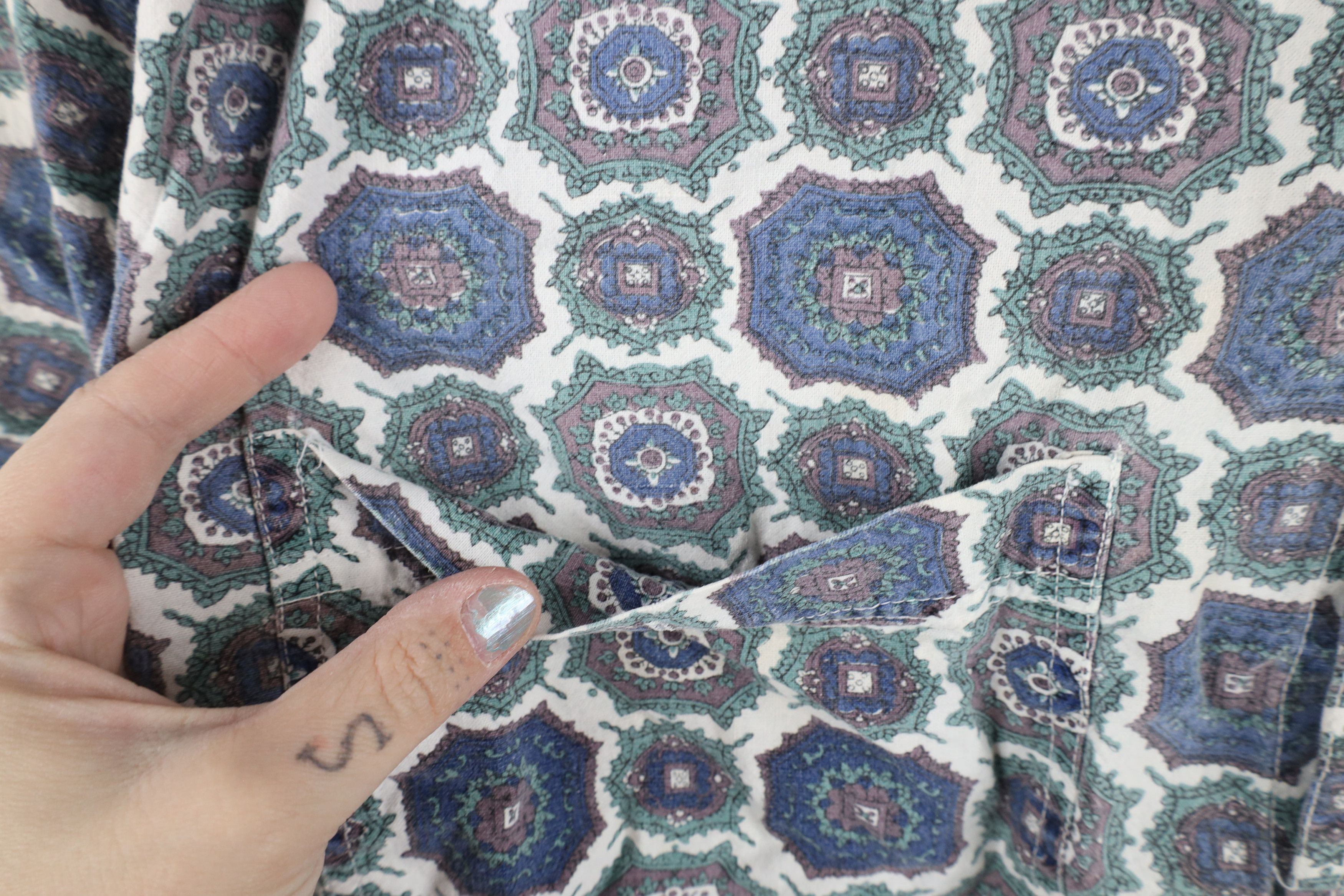 Vintage Vintage 90s Streetwear Geometric Short Sleeve Button Shirt Size US M / EU 48-50 / 2 - 5 Thumbnail