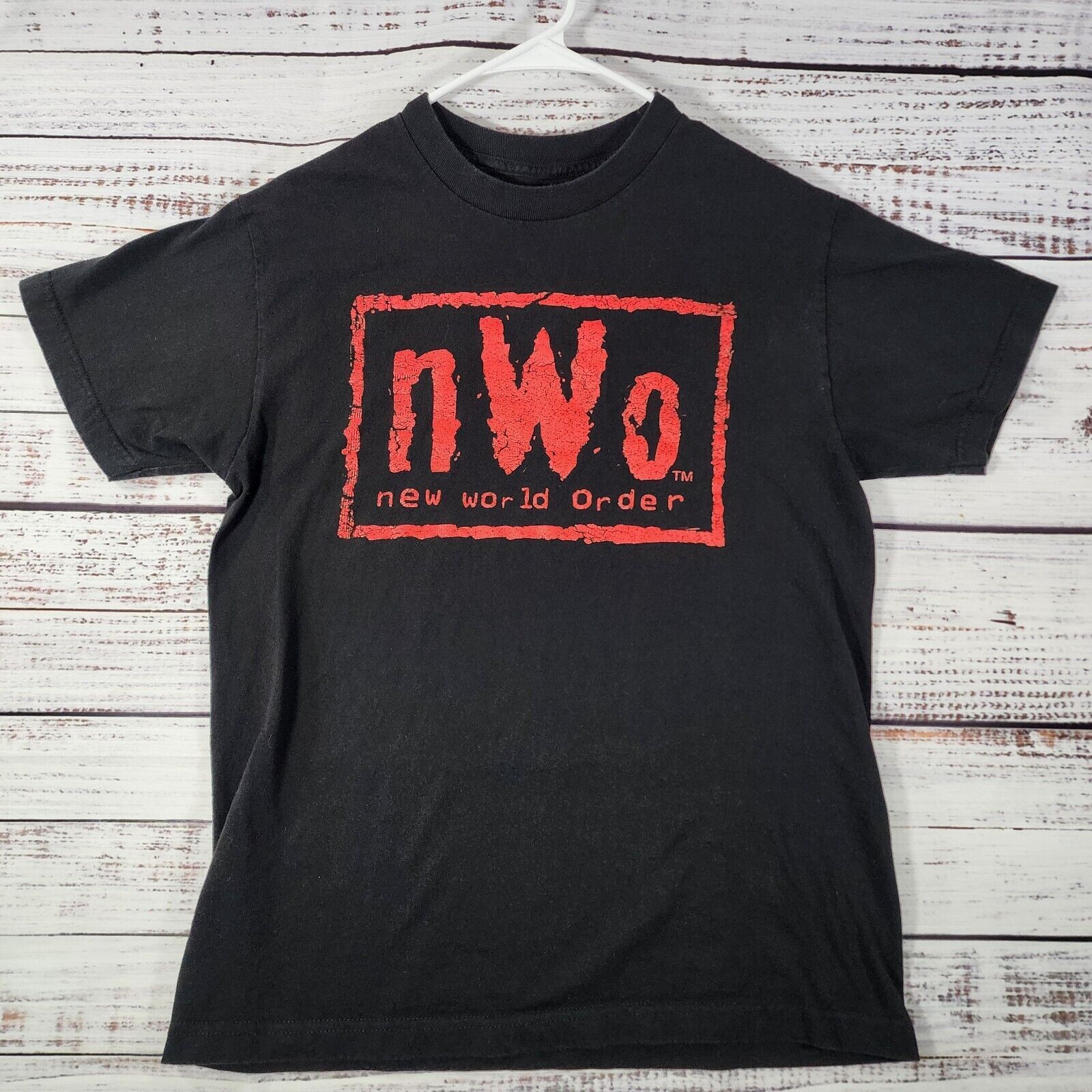 WWE AUTHENTIC WWE WOLFPAC RED & BLACK NWO SHIRT ~ Medium Size US M / EU 48-50 / 2 - 1 Thumbnail