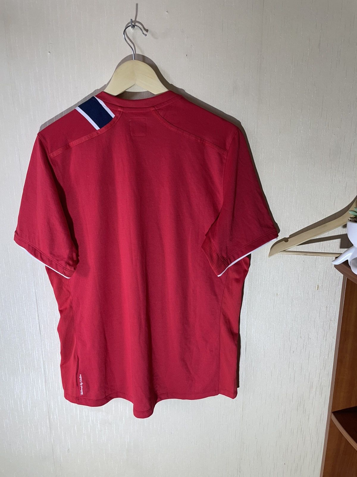 Vintage Umbro Norway 2012 soccer jersey Size US L / EU 52-54 / 3 - 10 Thumbnail