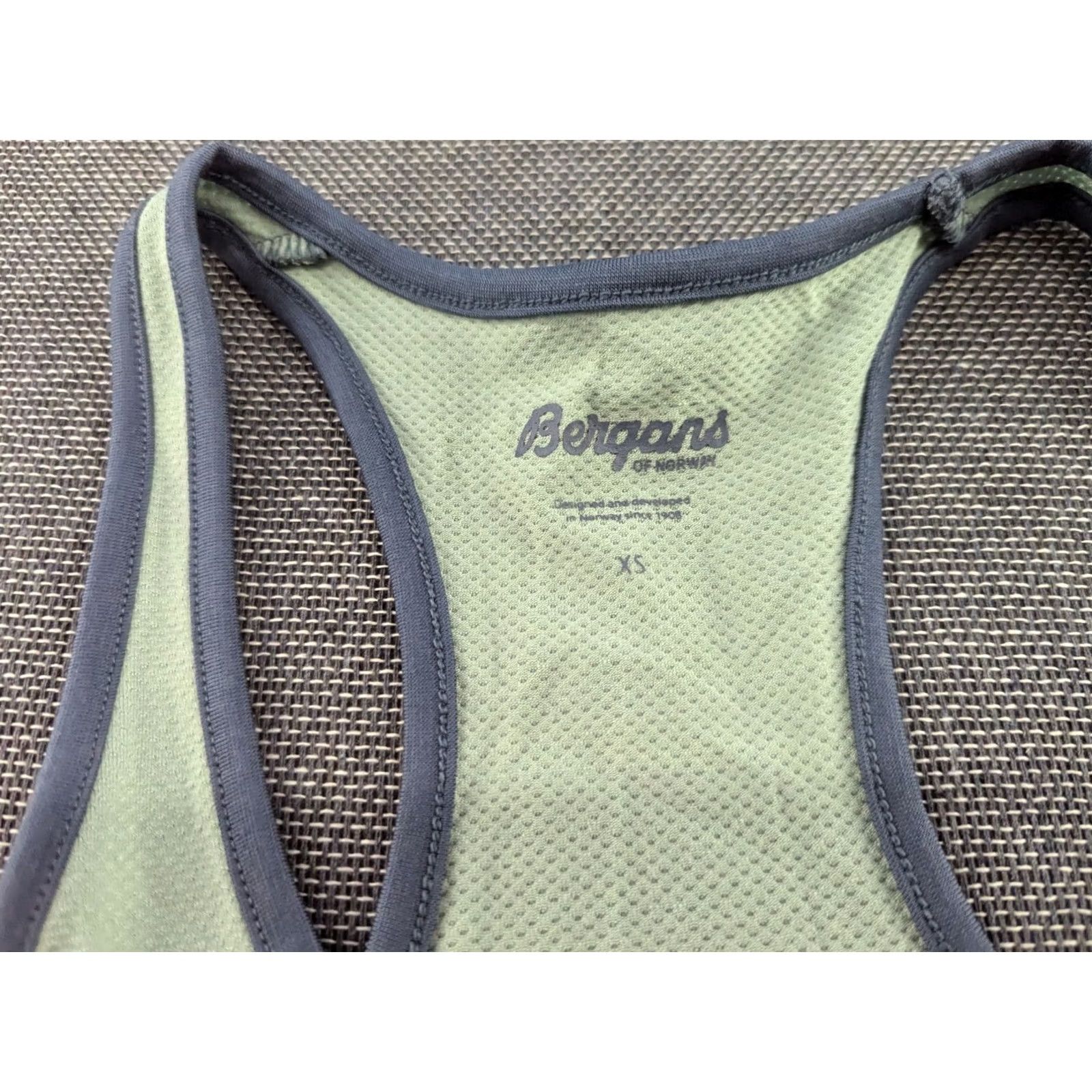 Vintage Bergans of Norway Womens Merino Wool Tank Top Singlet XS Track Field Shirt Top Shirt Size XS / US 0-2 / IT 36-38 - 4 Thumbnail