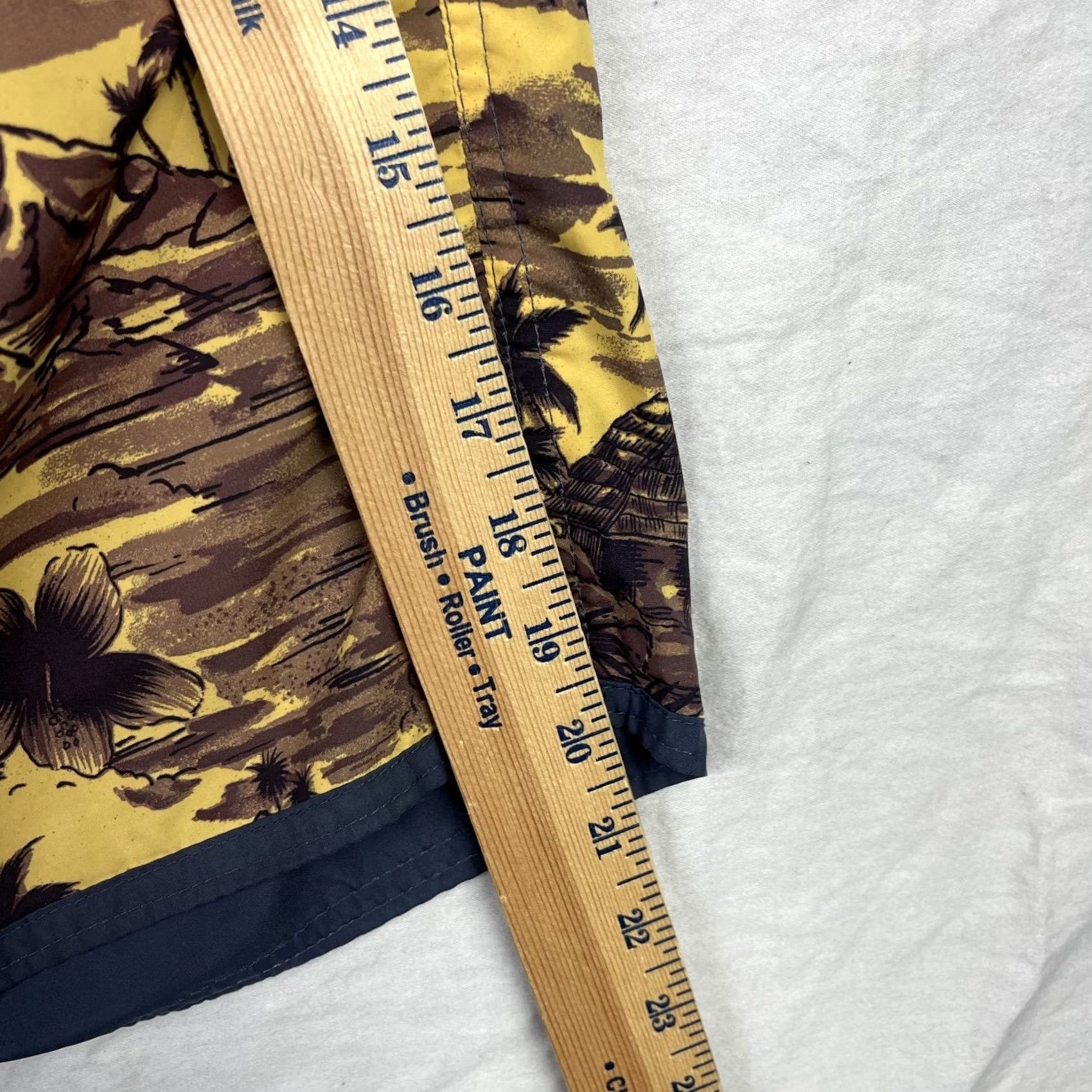 Katin Kanvas By Katin Board Shorts Mens 30 Reversible Hawaiian Surf Swim Trunks Brown Floral Tech: None Size US 30 / EU 46 - 4 Thumbnail