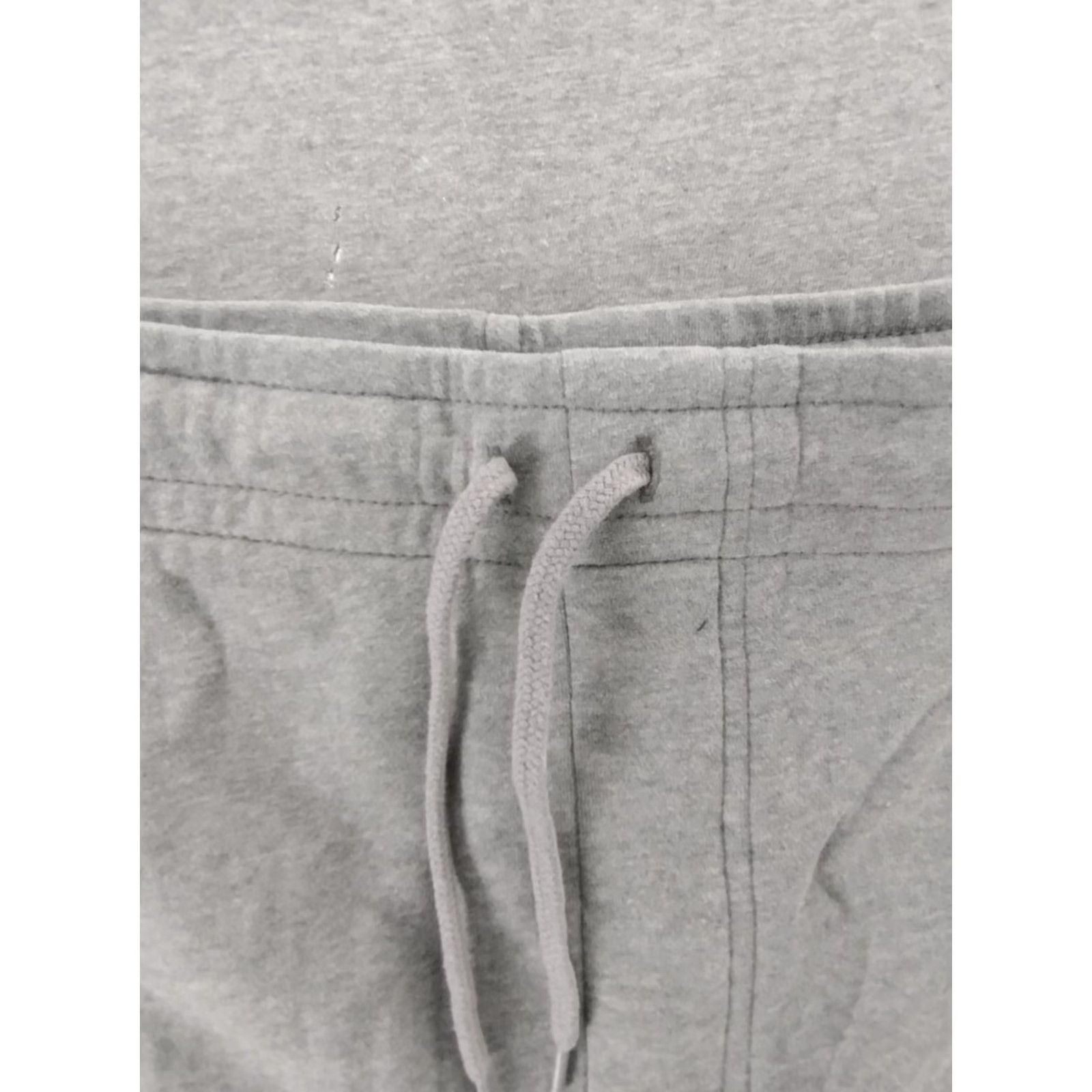 Vintage Goodfellow & Co. Men's Relaxed SweatShorts Knit Shorts Gray XL Casual Shorts Including Pockets / Drawstring - Cotton Polyester Size US 36 / EU 52 - 3 Thumbnail
