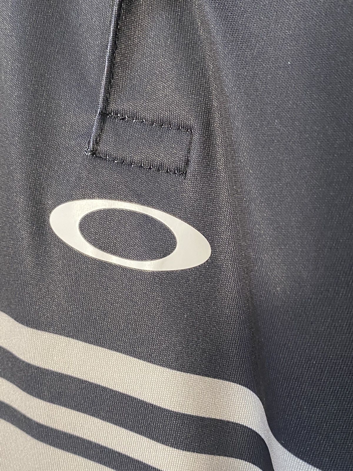Oakley Vintage Oakley Centr Logo T-shirt Polos Size M Size US M / EU 48-50 / 2 - 4 Thumbnail