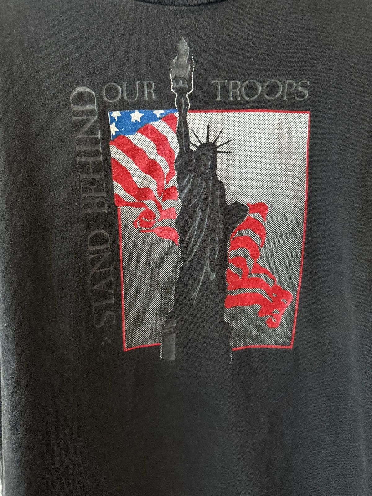 Vintage Vintage 90s Stand Behind Our Troops USA T-Shirt Size US XL / EU 56 / 4 - 2 Thumbnail