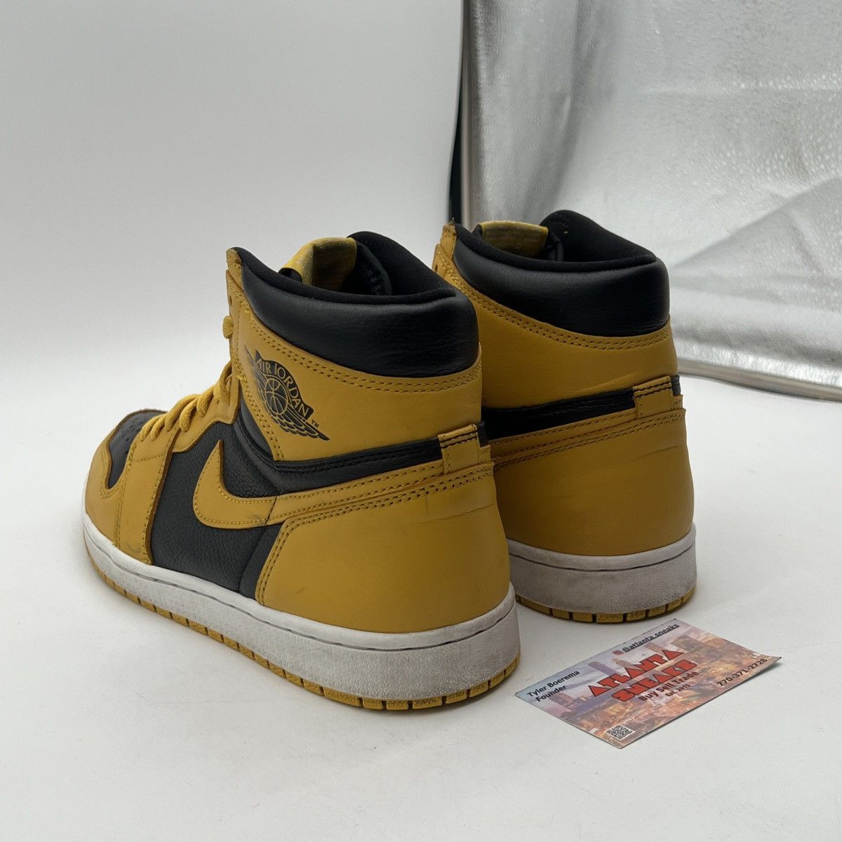 Nike Air Jordan 1 High pollen Size US 10.5 / EU 43-44 - 4 Thumbnail
