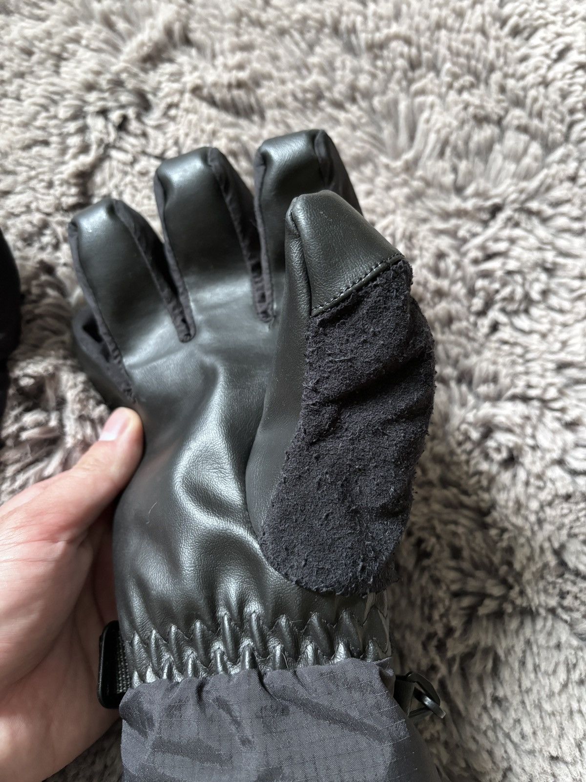 The North Face × Vintage The North Face Hydroseal vinatge black gloves size S Size ONE SIZE - 6 Thumbnail