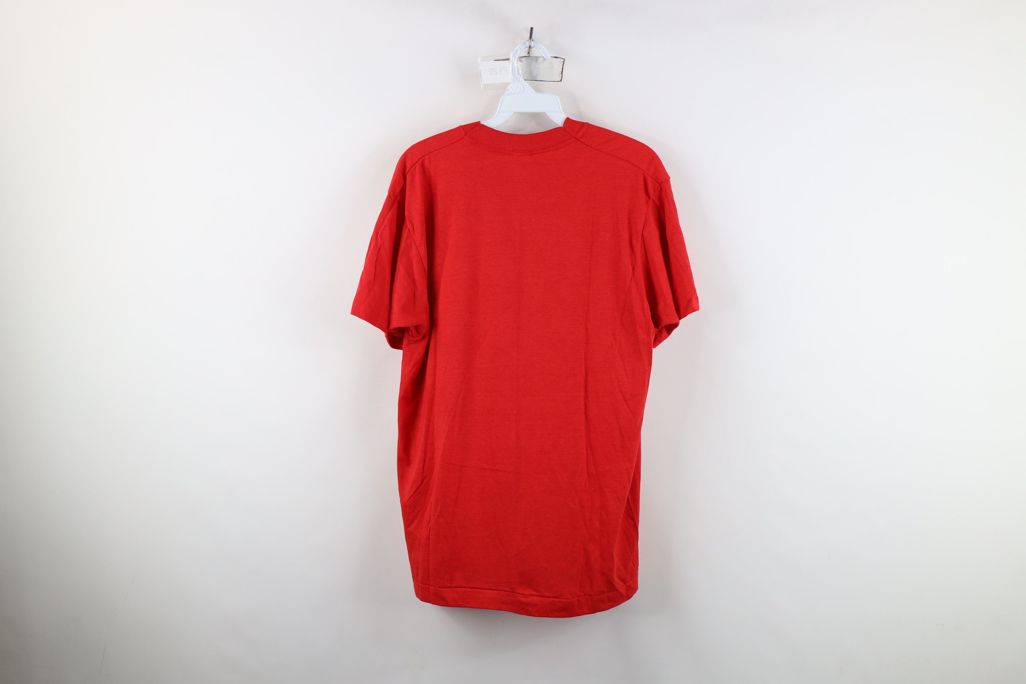 Vintage Vintage 80s Union Local 20 Short Sleeve T-Shirt Red USA Size US L / EU 52-54 / 3 - 11 Thumbnail