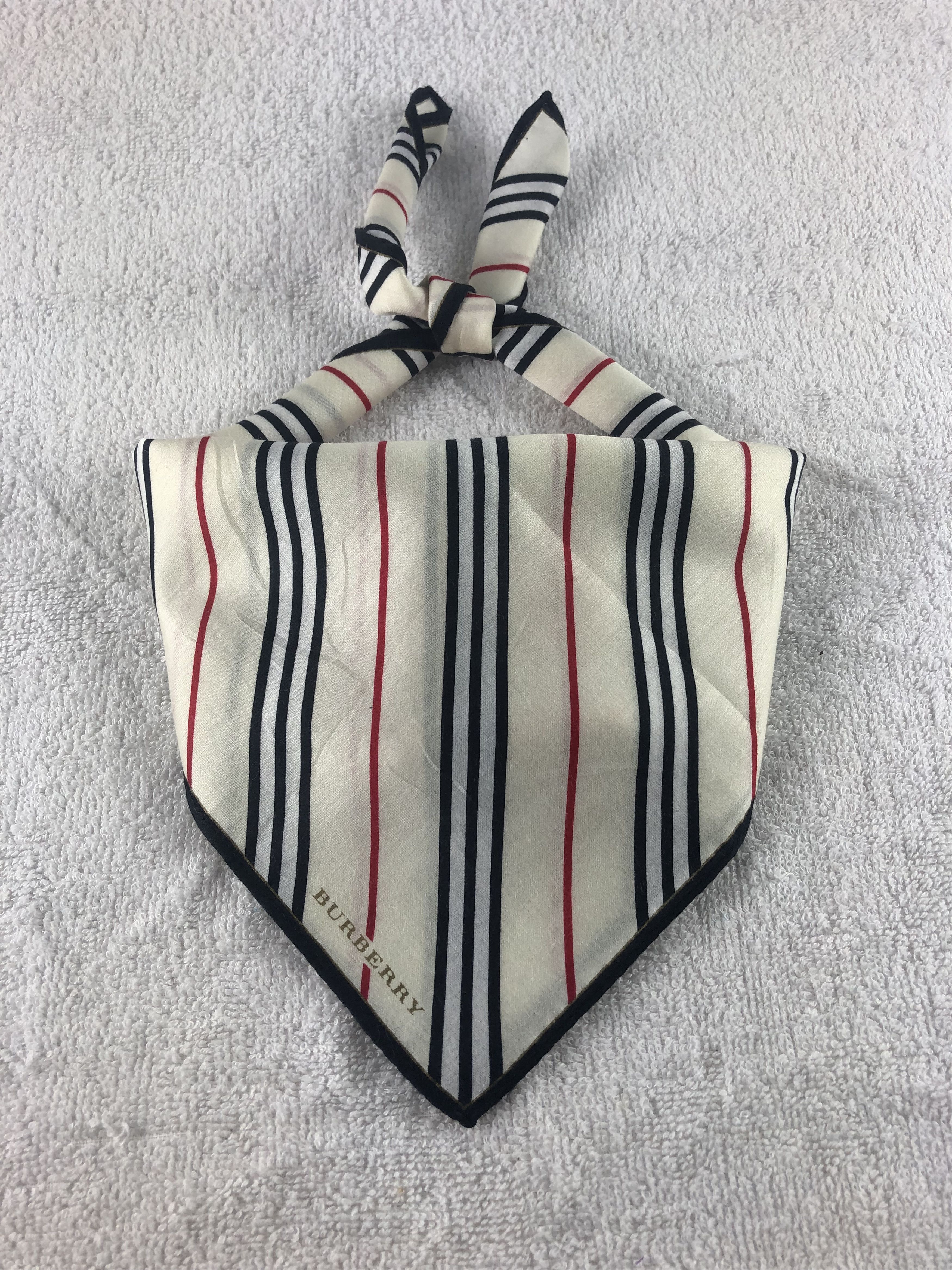 Burberry Burberry Handkerchief / Bandana / Neckerchief Size ONE SIZE - 2 Thumbnail