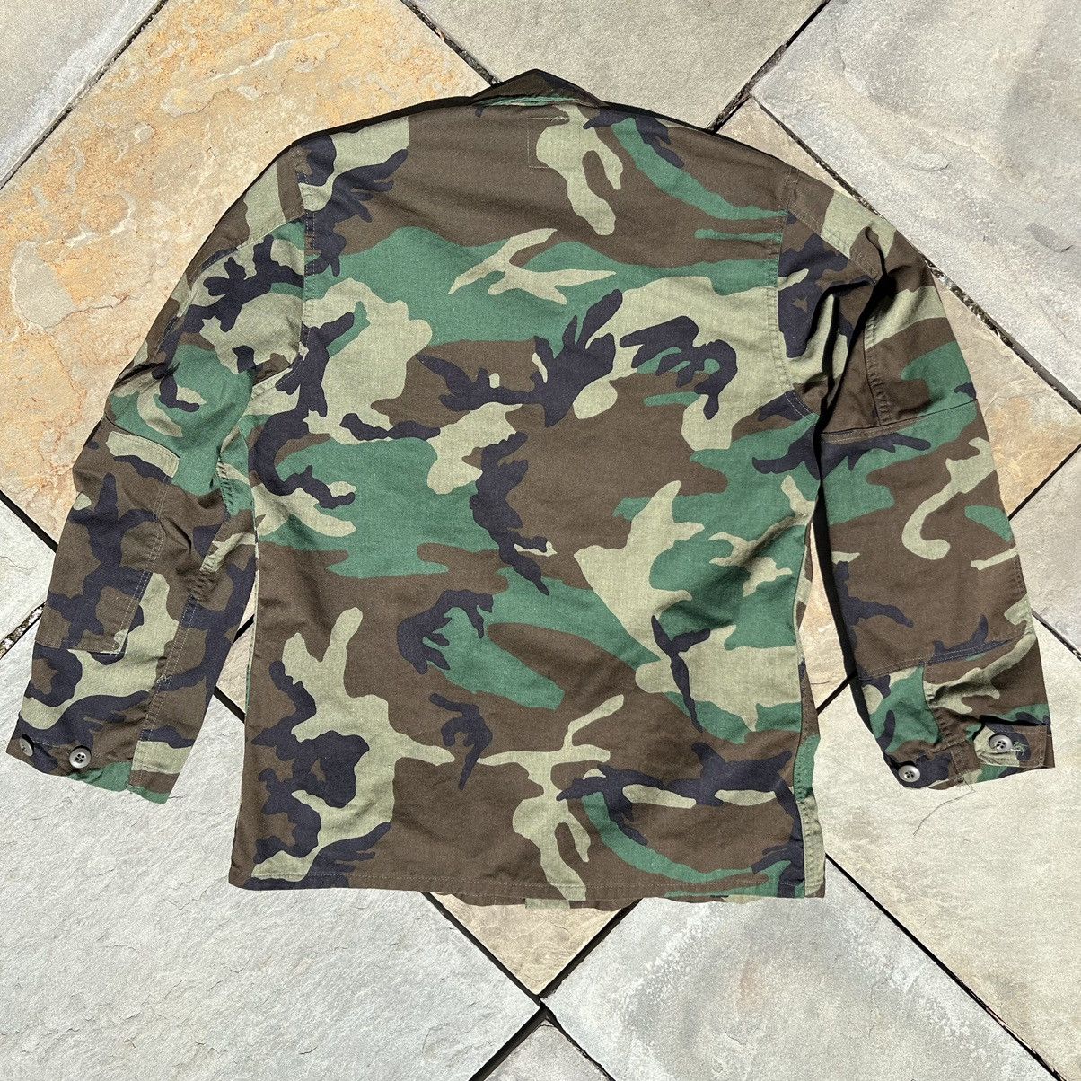 Vintage Y2K Woodland Camo Cargo Utility Jacket Size US M / EU 48-50 / 2 - 2 Thumbnail