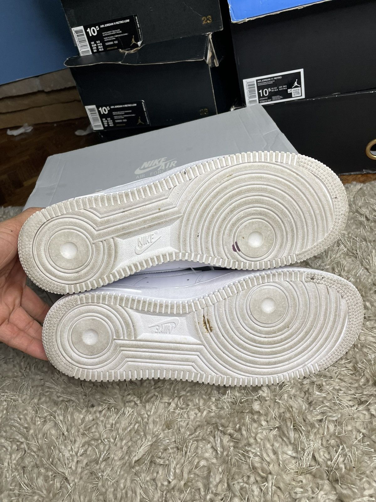 Nike Nike Air Force 1 Triple White Size US 9 / EU 42 - 7 Thumbnail