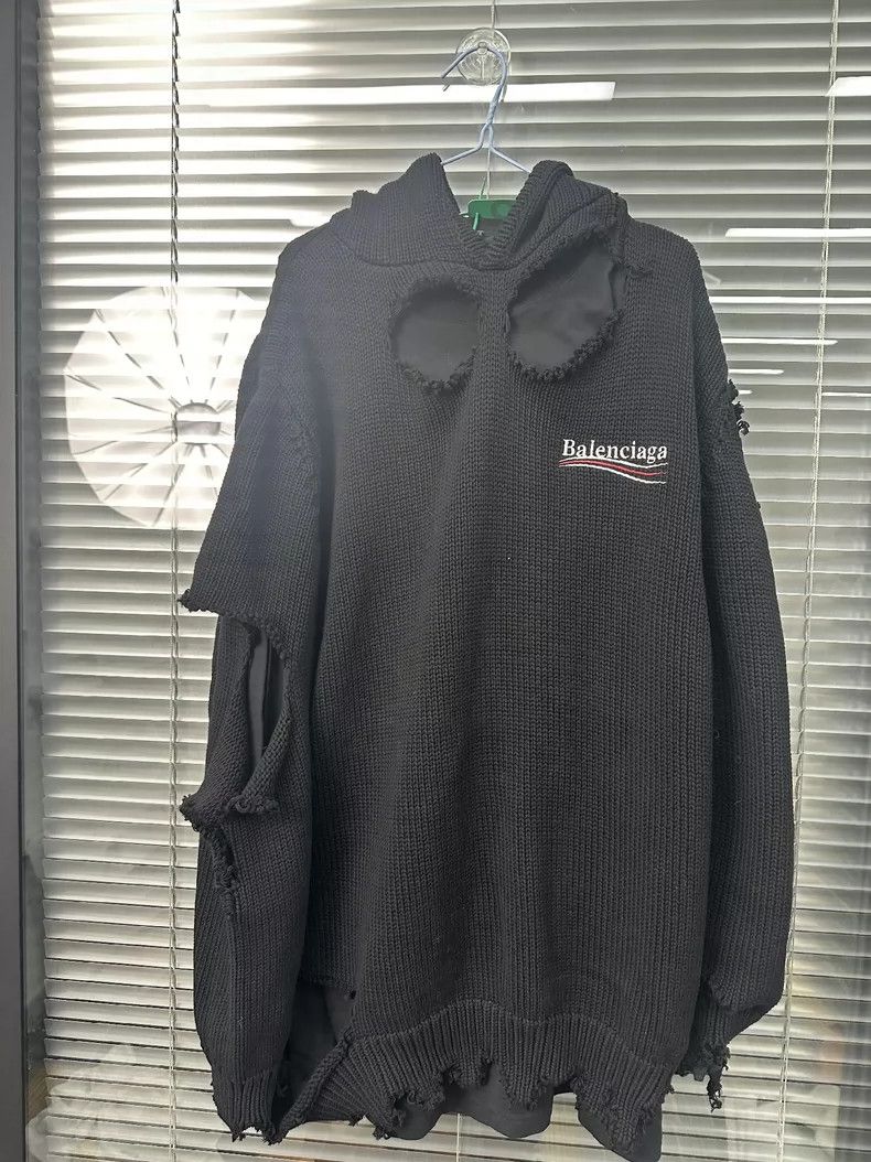 Balenciaga Balenciaga Fake two-piece printed logo distressed knit hoo Size US S / EU 44-46 / 1 - 1 Thumbnail