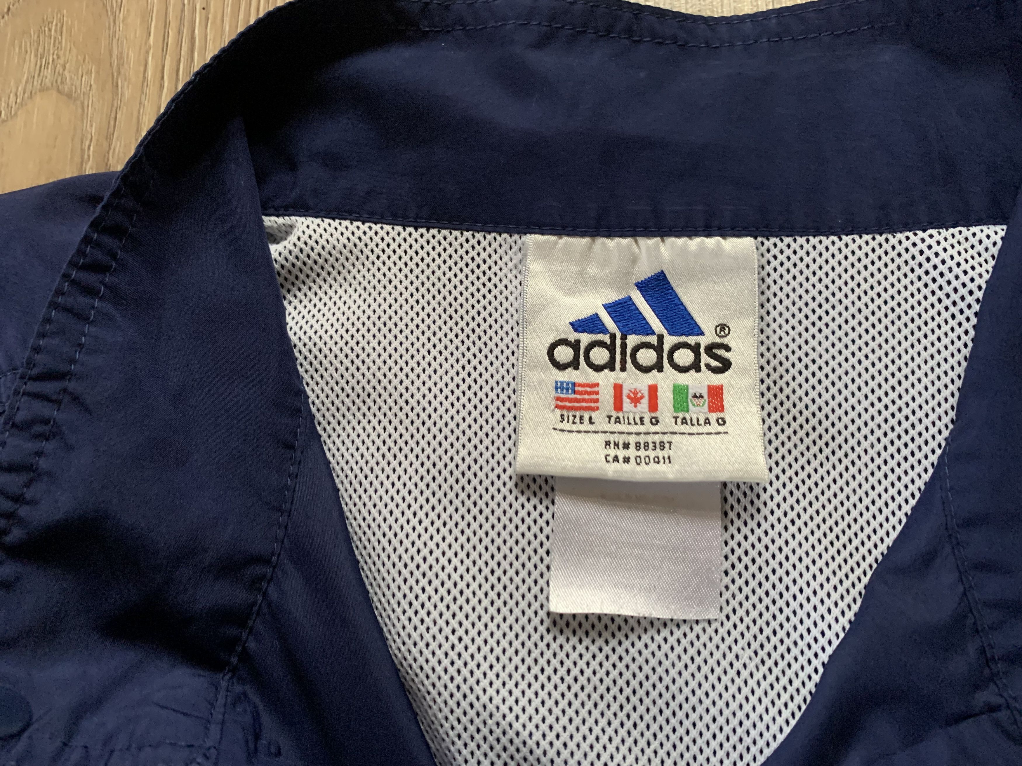 Adidas × Vintage Rare Adidas Vintage Stripe Lightweight Anorak Jacket Size US L / EU 52-54 / 3 - 6 Thumbnail