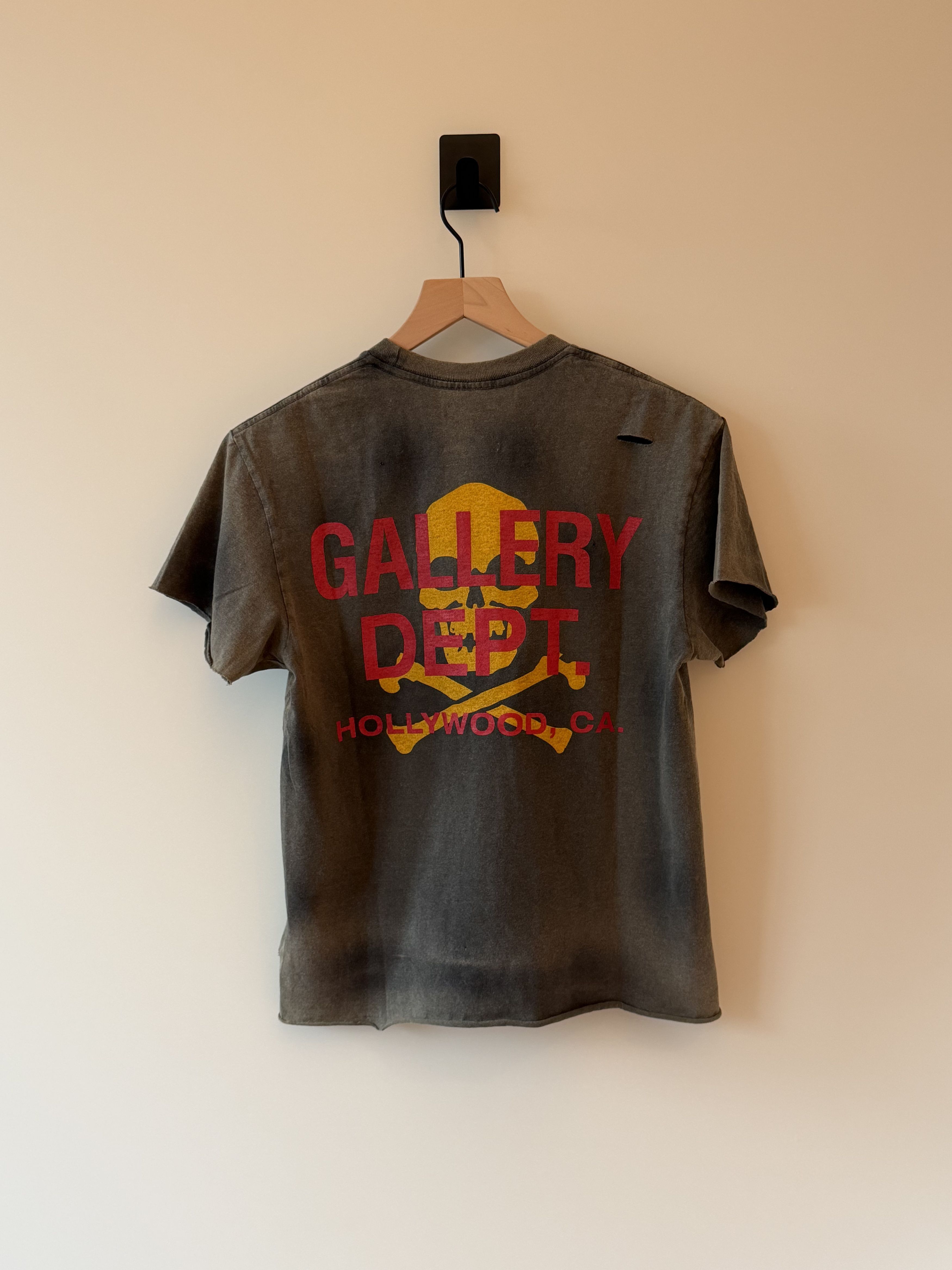 Gallery Dept. Gallery Dept Vintage Distressed Bones T-Shirt Size US S / EU 44-46 / 1 - 3 Thumbnail