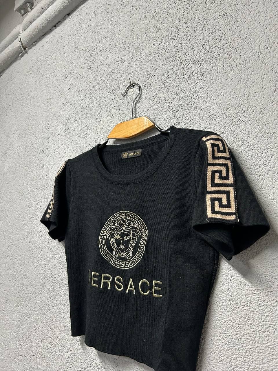 Versace Versace womens black crop top size XS - S Size S / US 4 / IT 40 - 2 Thumbnail