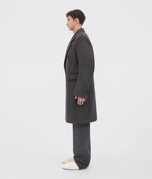 Bottega Veneta o1loc1c0824 713673 Curved Sleeves Double Face Wool Coat Grey Size US M / EU 48-50 / 2 - 2 Thumbnail