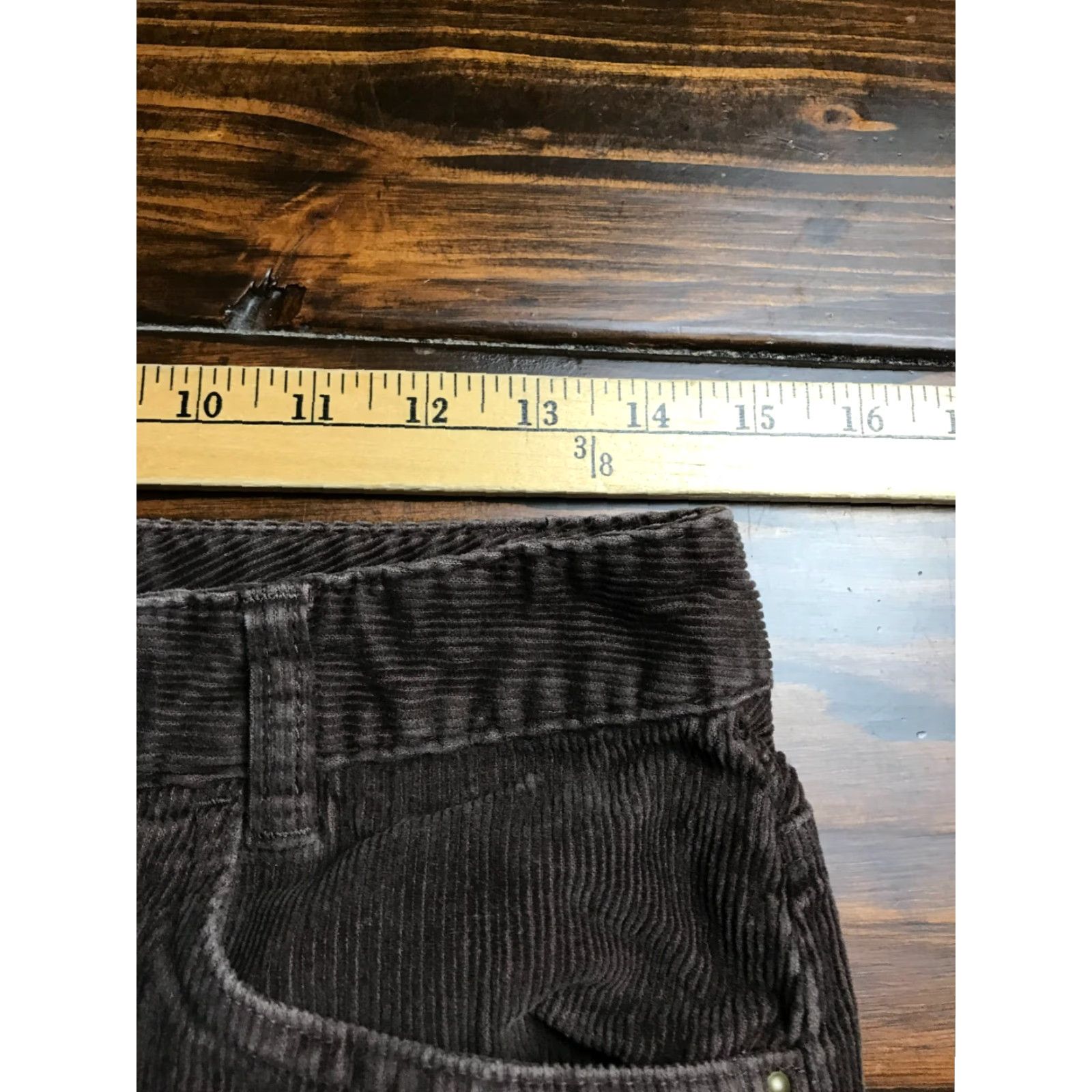 Vintage Columbia Pants Women's 4 Brown Corduroy Capri Pockets Straight Leg Inseam 18 Capris Regular Rise Mid Front Flat Front Size 30" / US 8 / IT 44 - 4 Thumbnail