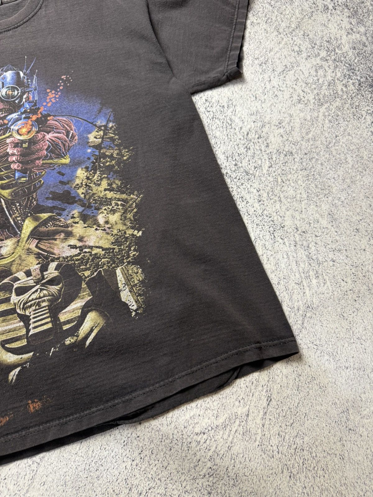 Iron Maiden Vintage Iron Maiden Distressed Tour Tshirt 90s Size US XL / EU 56 / 4 - 10 Thumbnail