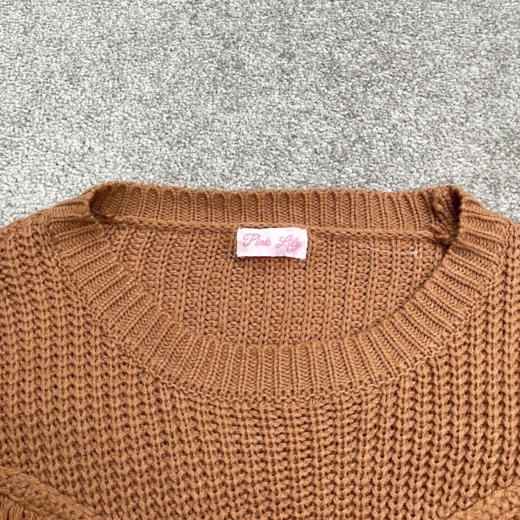 Vintage Pink Lily Women's Fringe Sweater Acrylic Crew Neck Pullover Bohemian Casual Knit Fall Winter Small Brown Size S / US 4 / IT 40 - 4 Thumbnail