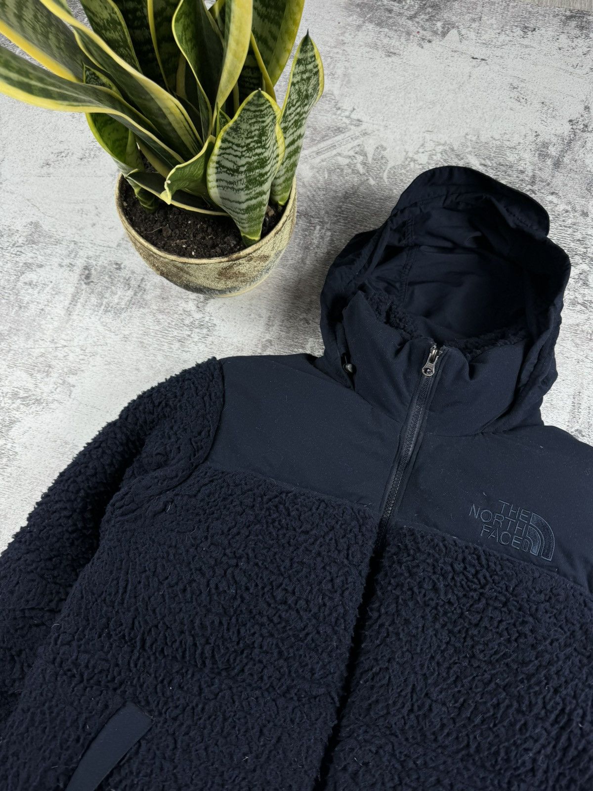 The North Face The North Face Teddy Bear Mohair Unisex Puffer Down Jacket Size US L / EU 52-54 / 3 - 6 Thumbnail