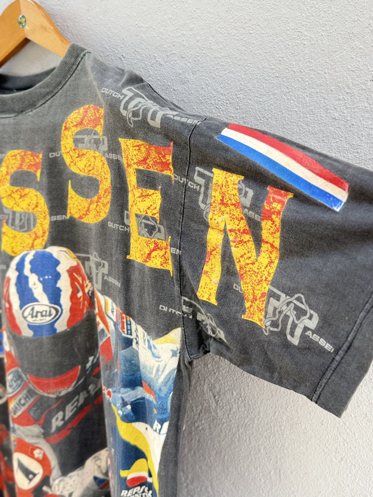 Marlboro Thrashed Vintage 90s Ovp TT Assen World Champion Rossi Arai Size US XL / EU 56 / 4 - 7 Thumbnail