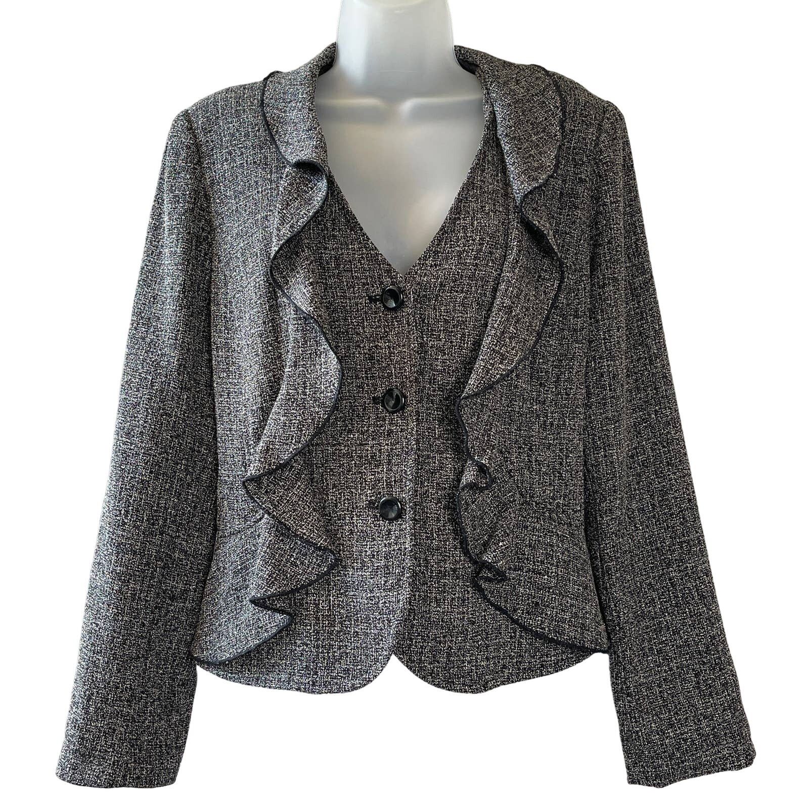 Sandro Sandro Sportswear Tweed Blazer with Ruffled Front Size Med Size M / US 6-8 / IT 42-44 - 1 Thumbnail